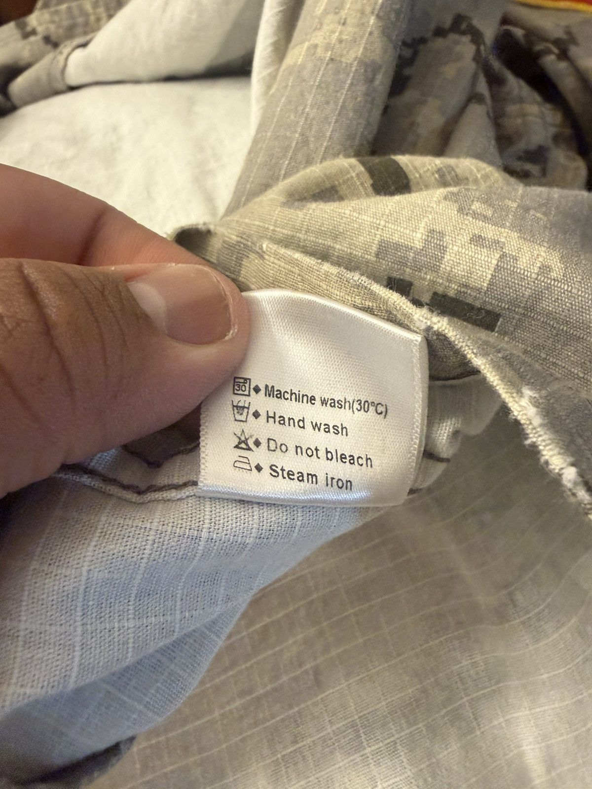 HMDD Happy Memories Don't Die (HMDD) Fatigue Button Up Digi Camo Size US S / EU 44-46 / 1 - 9 Thumbnail