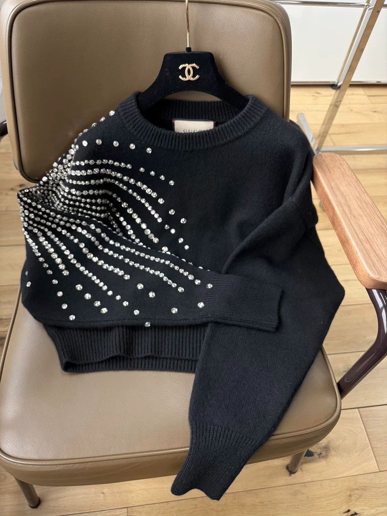 Gucci Elegant Black Knit Sweater with Embellishments-dmc Size US S / EU 44-46 / 1 - 1 Thumbnail