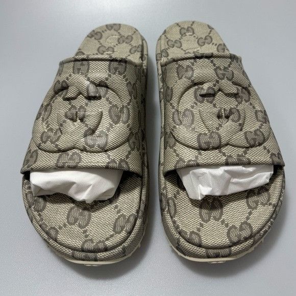 Gucci Interlocking G-Embossed Flatform Slides Beige Men’s Si