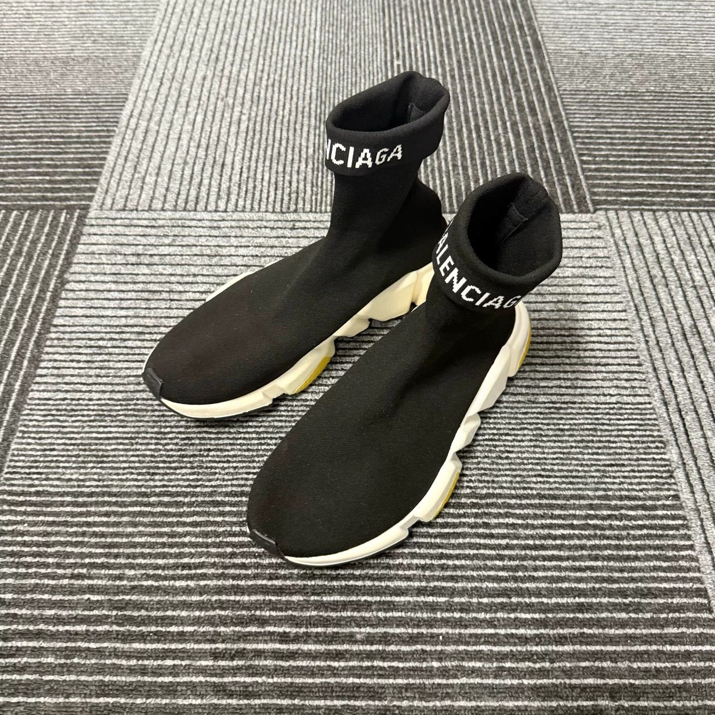 Balenciaga Balenciaga Sock Shoes Size 44 Size US 10 / EU 43 - 1 Thumbnail