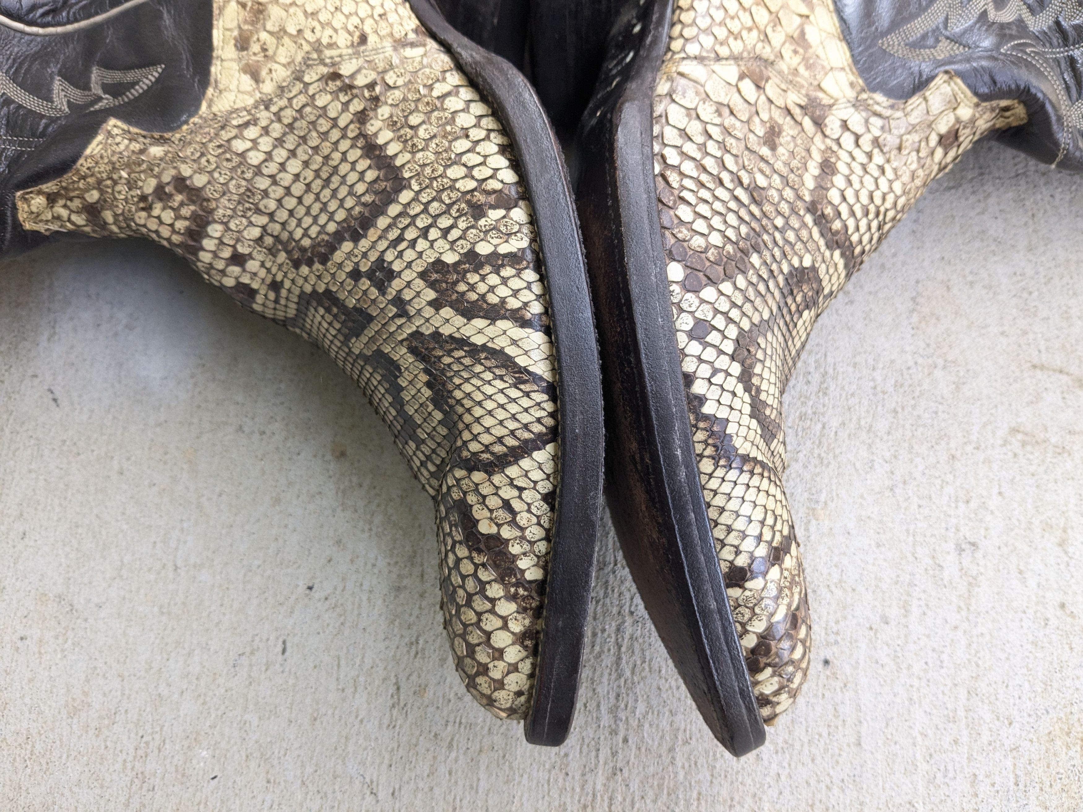 Justin Boots Justin Cowboy Boots Snakeskin Brown 9 D Leather Python Size US 9 / EU 42 - 8 Thumbnail