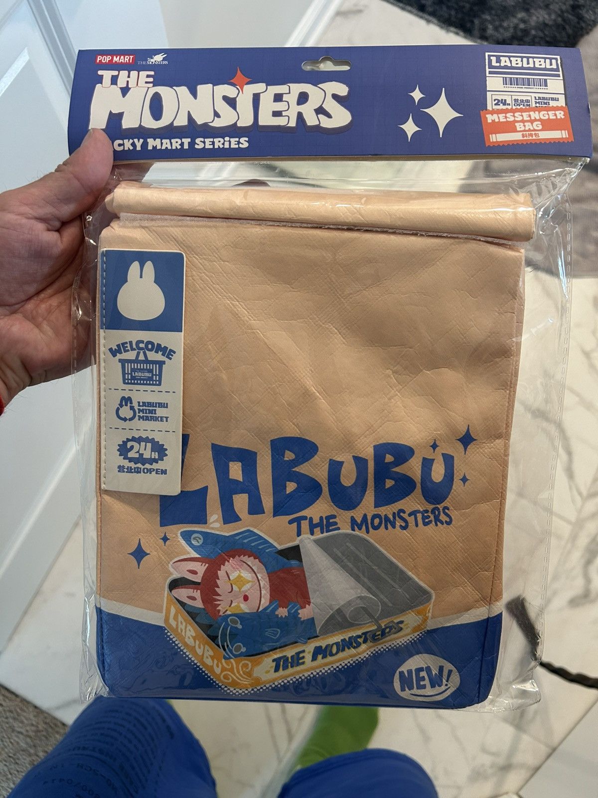 POP MART Labubu Wacky Mart Messenger Bag Size ONE SIZE - 1 Thumbnail
