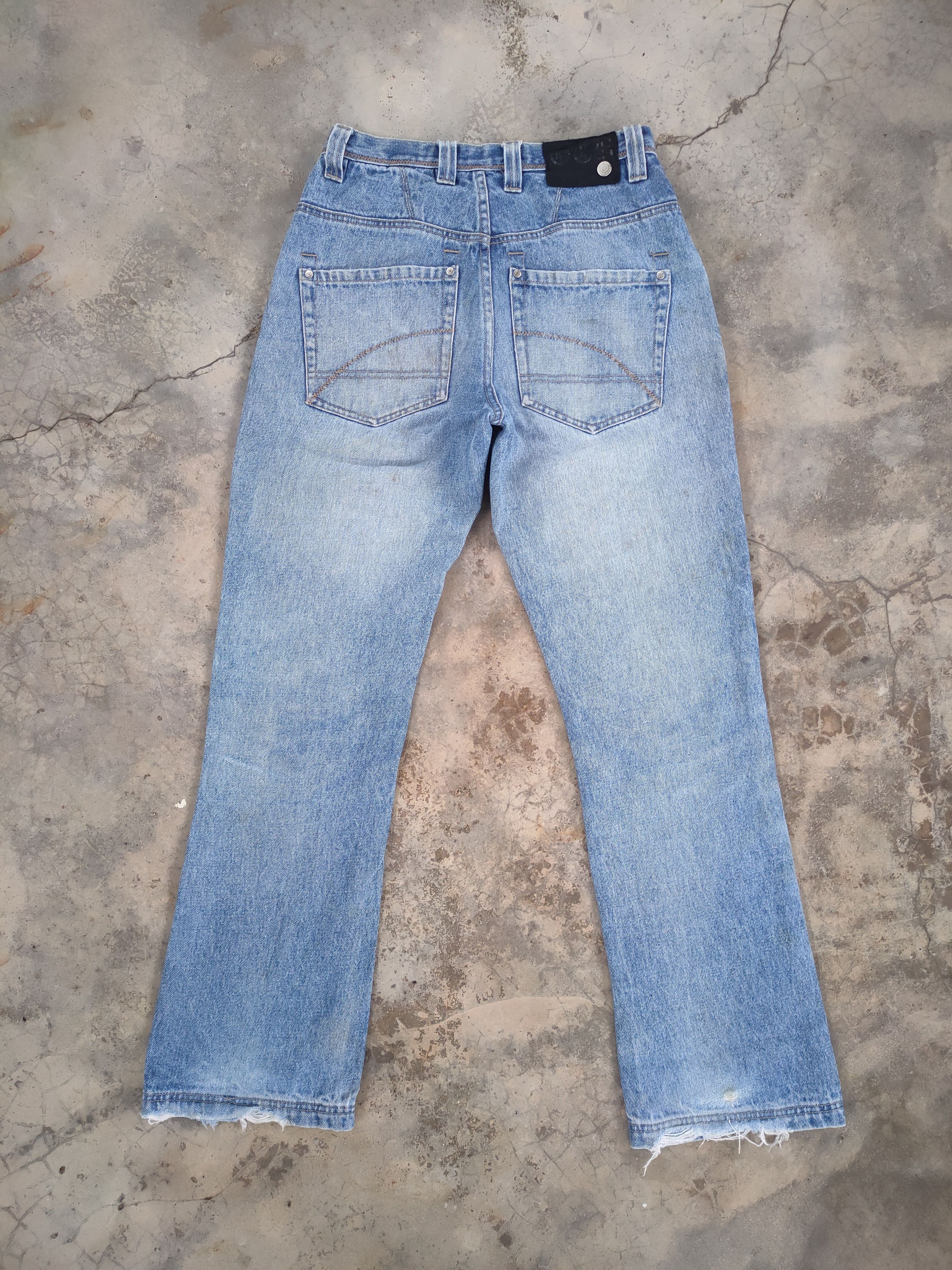 Japanese Brand W28 VINTAGE OTB FADED RIPPED JEANS PANTS Size US 28 / EU 44 - 9 Thumbnail