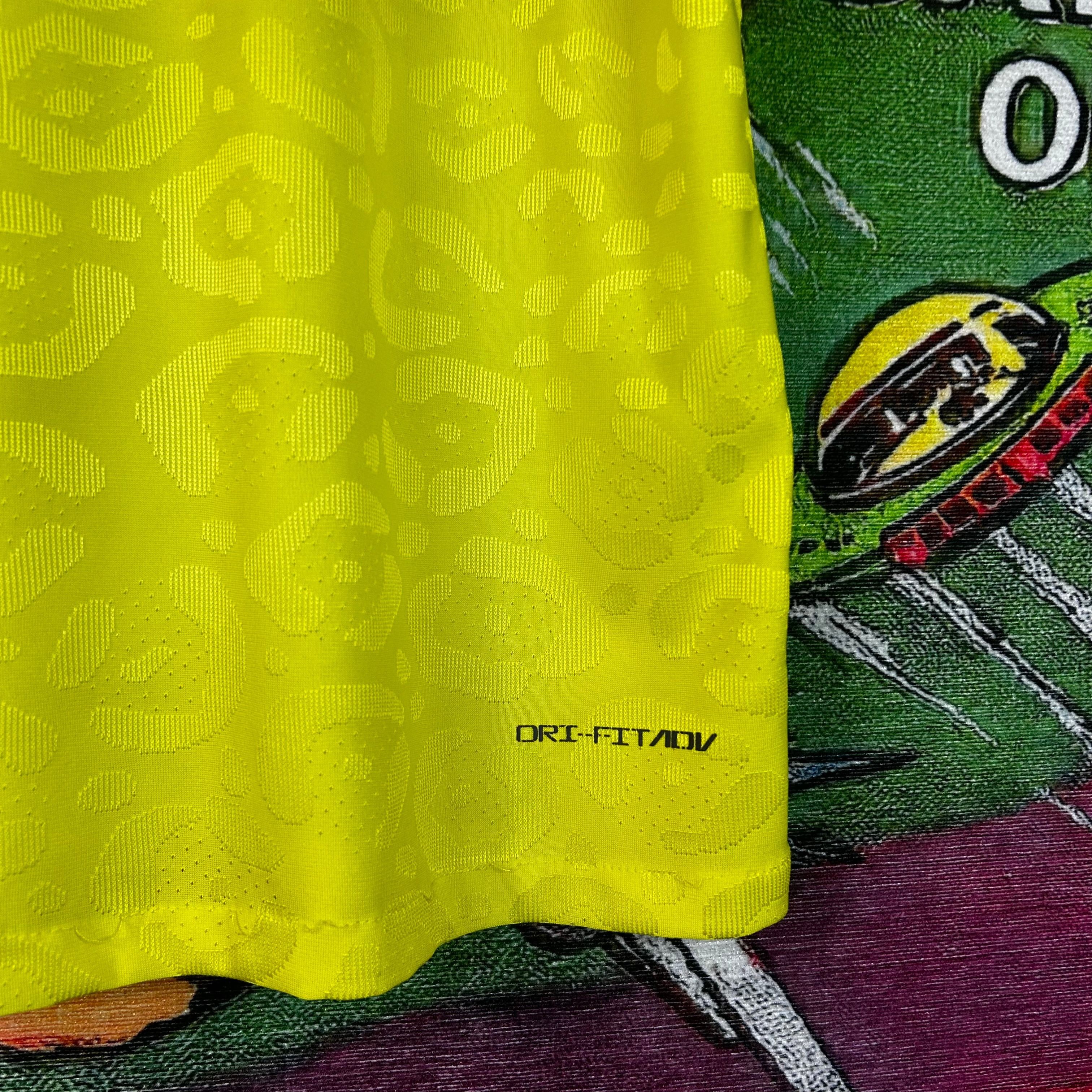 Nike Nike Dri-FIT Brazil 2022/23 Stadium Home Soccer Jersey XL Size US XL / EU 56 / 4 - 6 Thumbnail