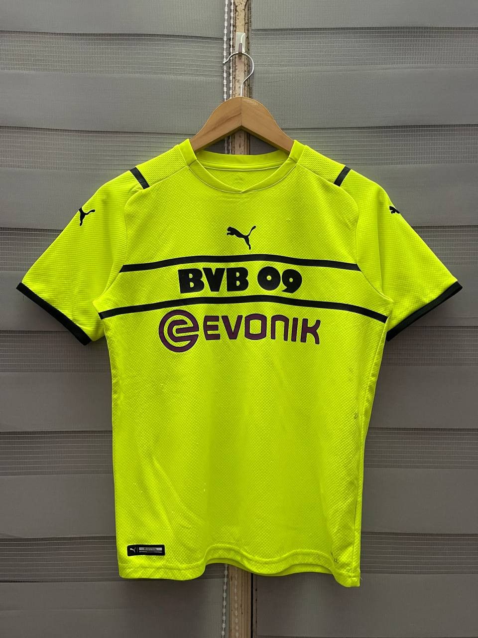Puma Borussia Dortmund Home #30 2021/2022 Jersey Size US S / EU 44-46 / 1 - 1 Thumbnail