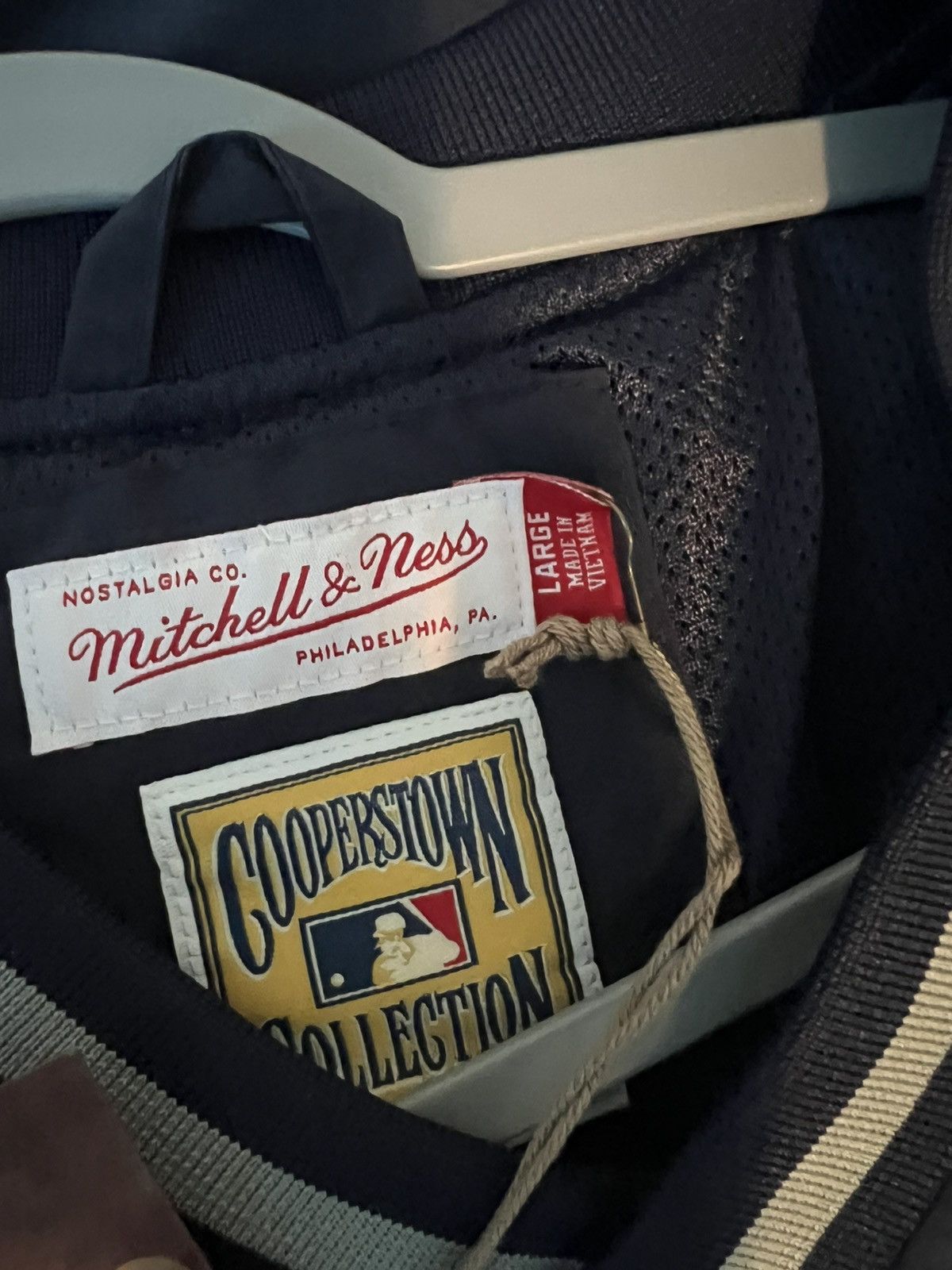 Mitchell & Ness Mitchell and Ness New York Yankees Pullover Cooperstown Col. Size US L / EU 52-54 / 3 - 3 Thumbnail