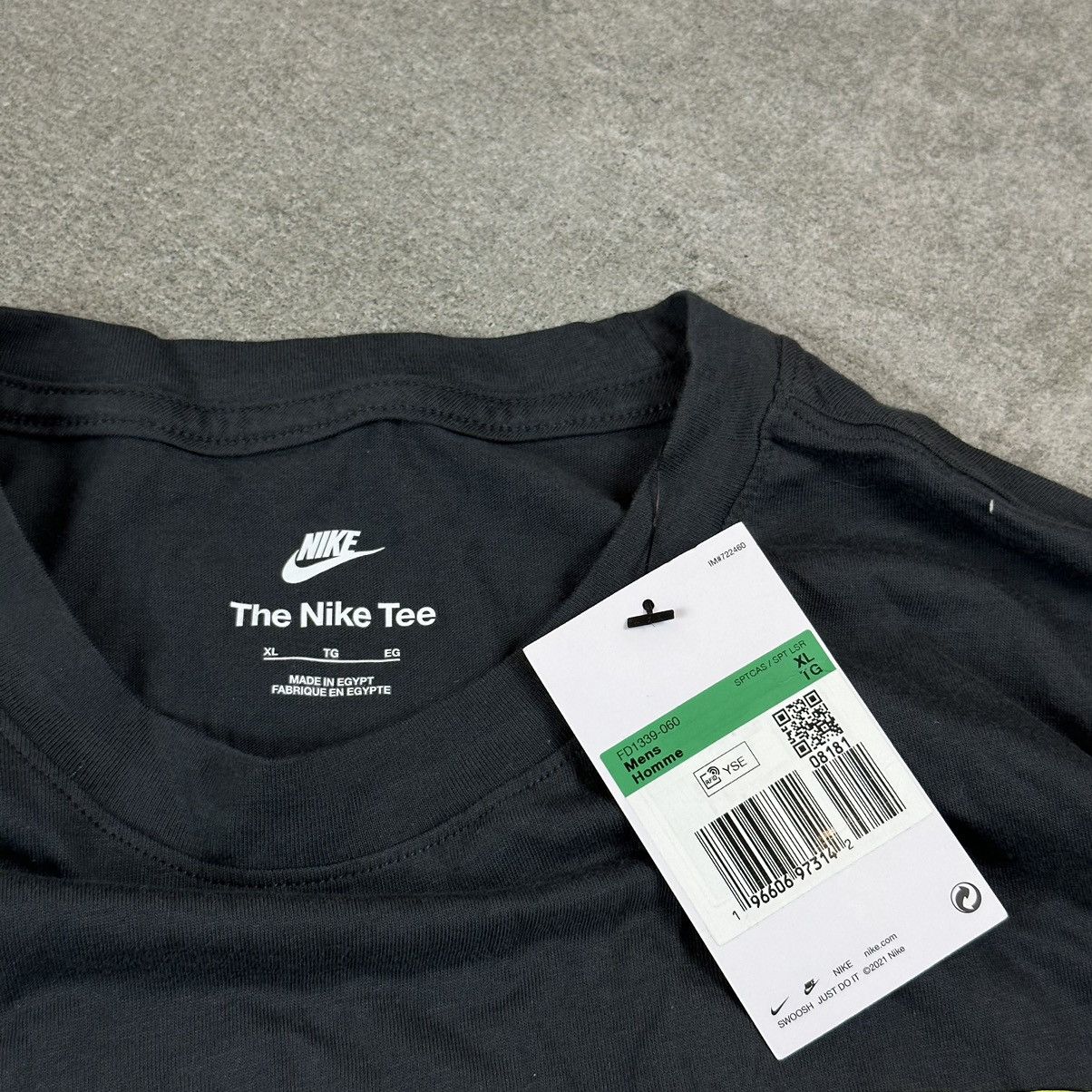 Nike Nike streetwear t-shirt XL grey swoosh car Size US XL / EU 56 / 4 - 4 Thumbnail