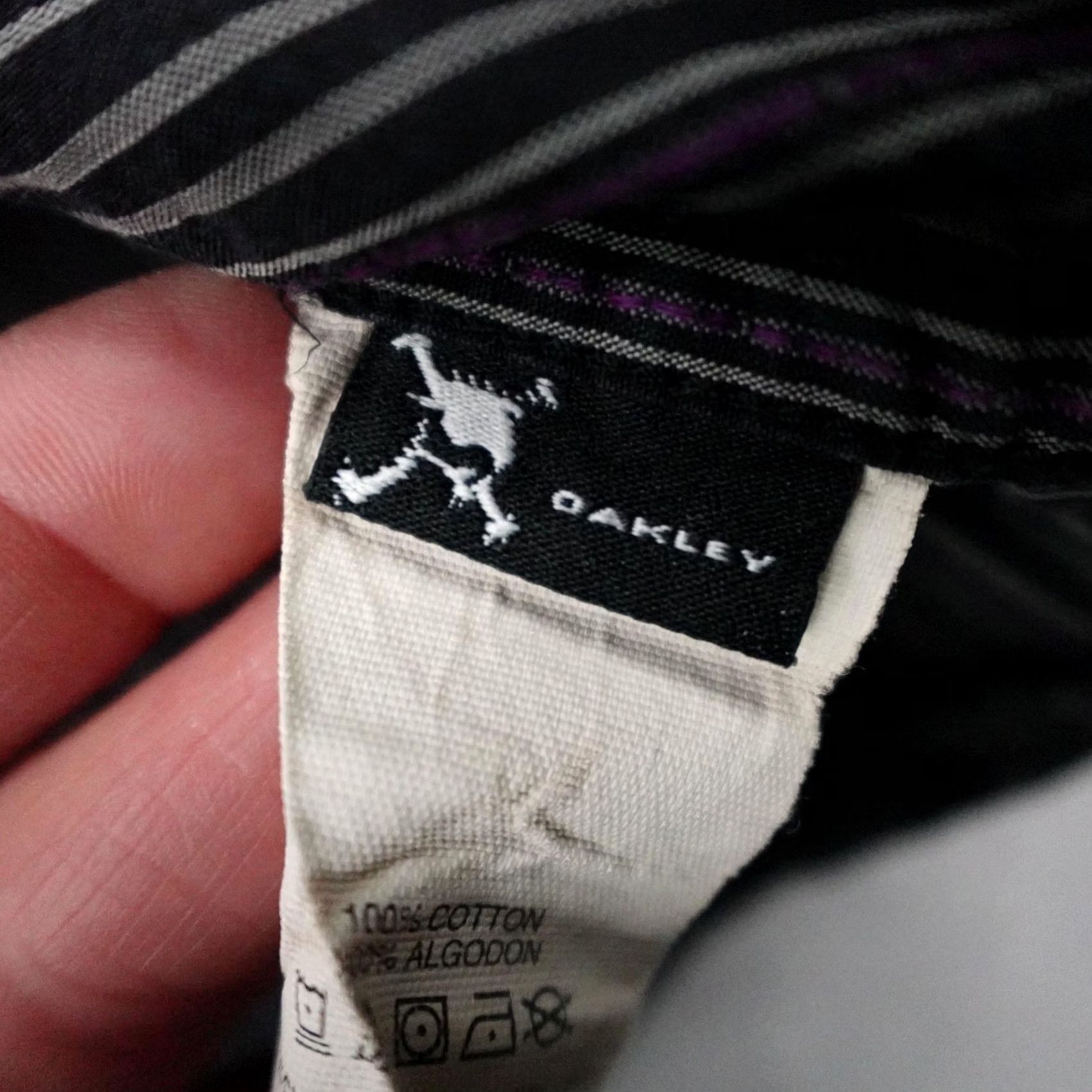 Oakley Oakley Shirt Mens XL Black Gray Striped Button Up Long Sleeve Casual Regular Fit Size US XL / EU 56 / 4 - 5 Thumbnail