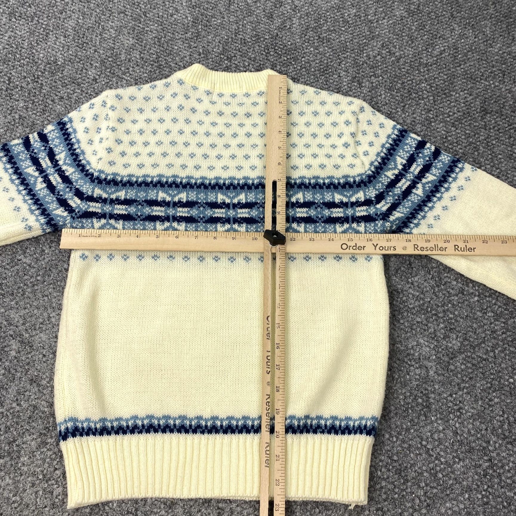 Vintage VINTAGE Sigallo Sweater Women’s Crew Neck Knit Pullover Fair Isle Ivory Small 90s Womens Size S / US 4 / IT 40 - 6 Thumbnail