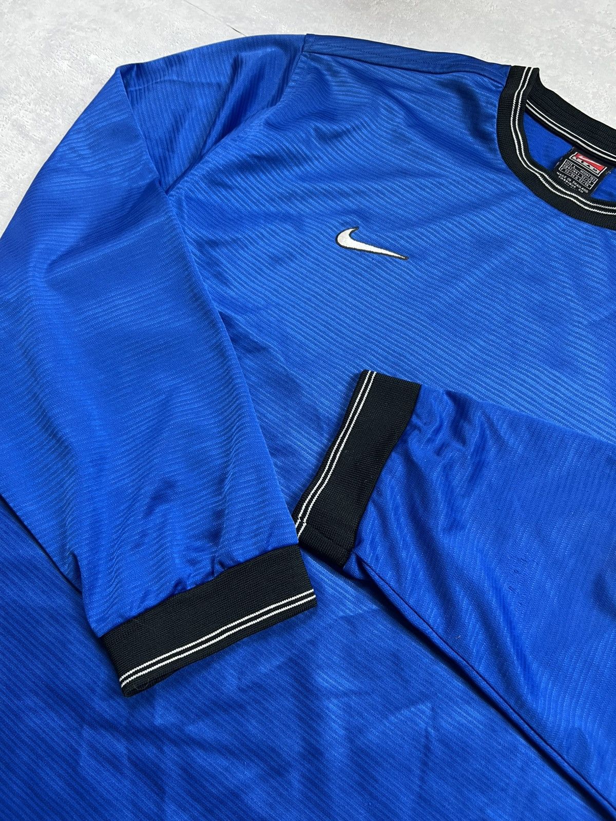 Nike 90s Nike Swoosh Vintage Y2K Soccer Longsleeve Retro Polo Tee Size US L / EU 52-54 / 3 - 7 Thumbnail