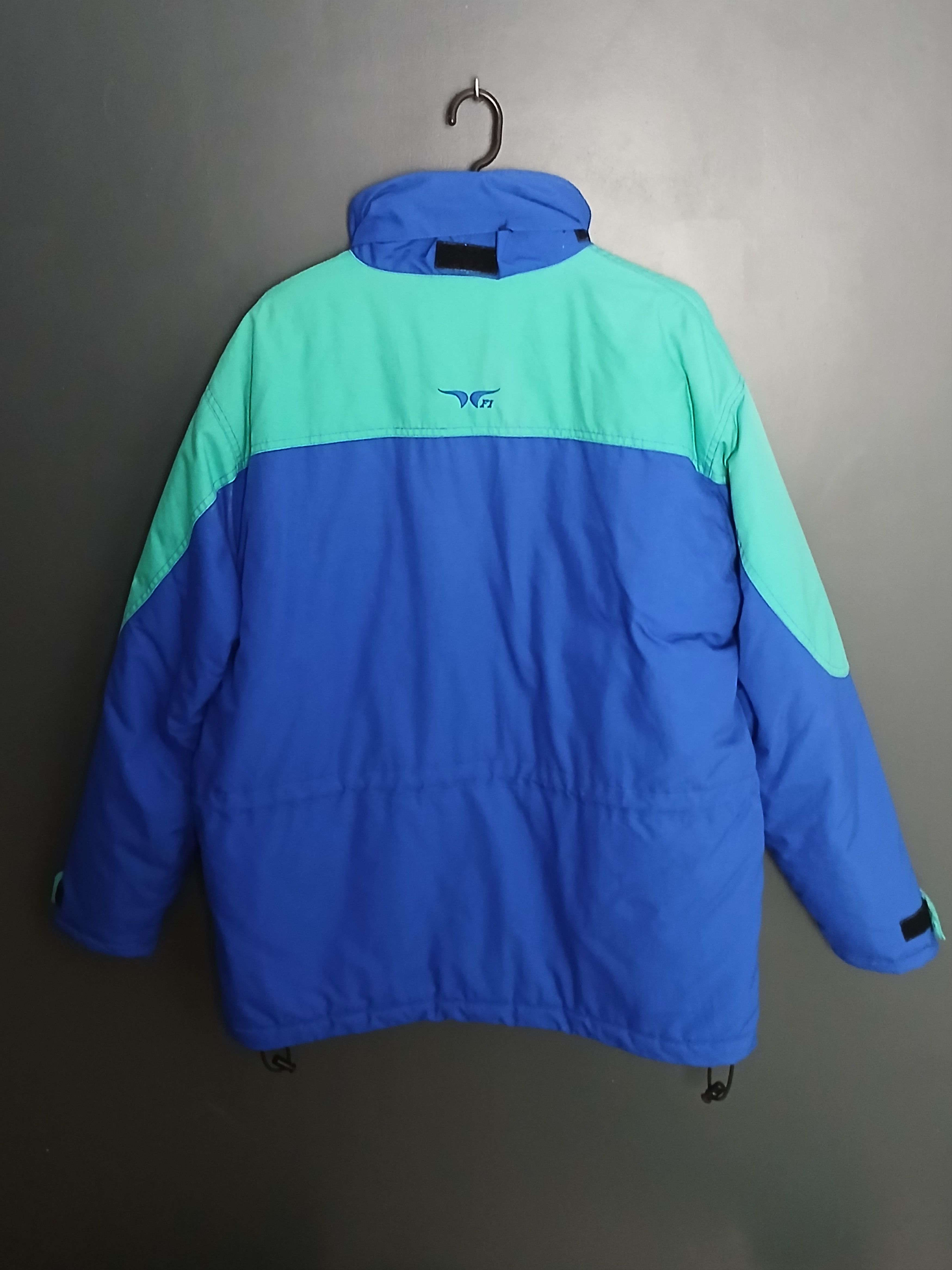 Formula 1 × Red Bull Sauber Petronas Red Bull F1 Racing Jacket Size US XL / EU 56 / 4 - 2 Thumbnail