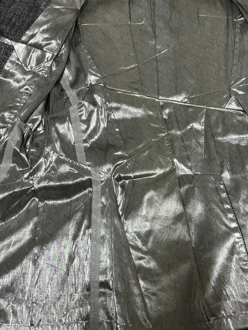 Comme des Garcons Comme Des Garcons Silver-lined pleated suit Size US L / EU 52-54 / 3 - 5 Thumbnail