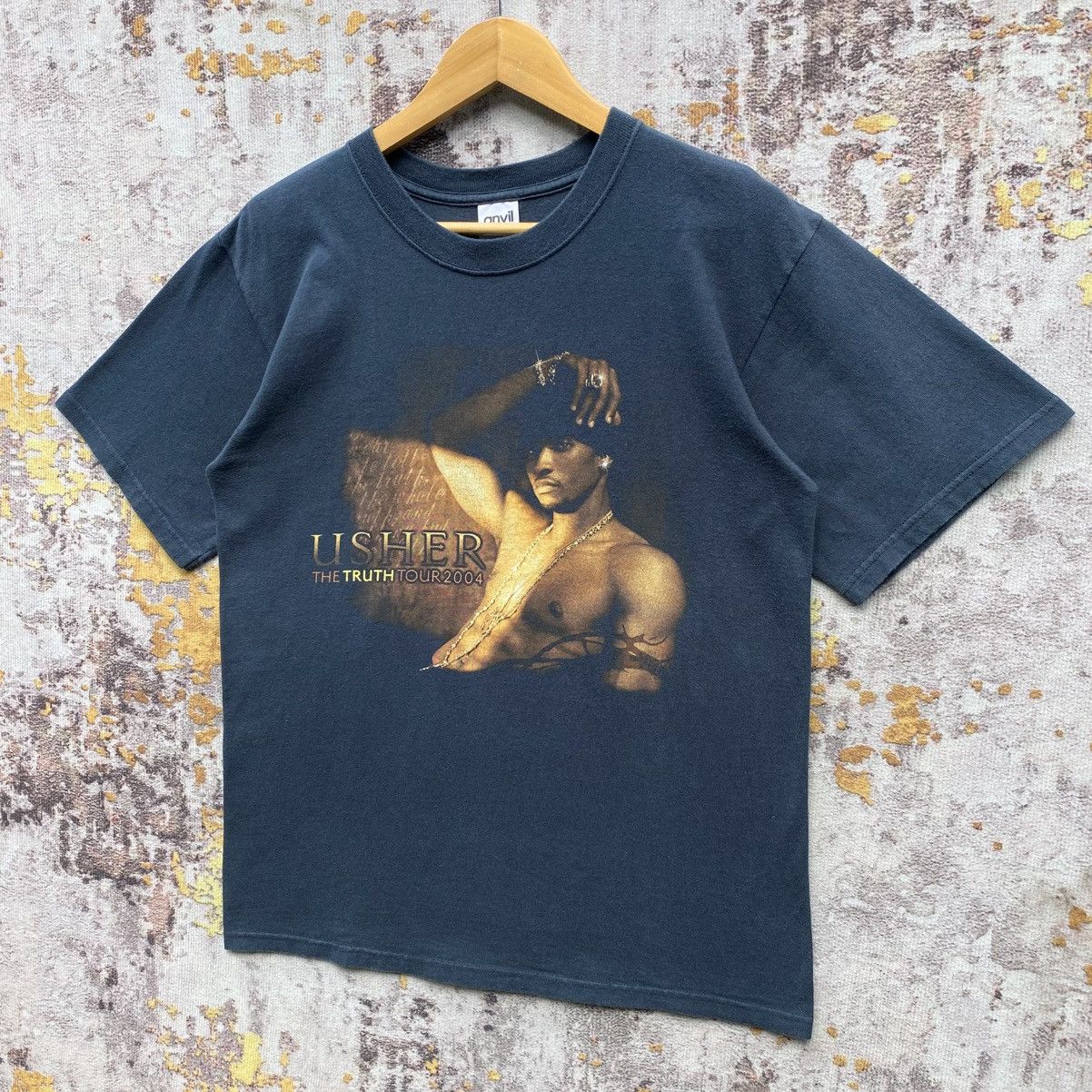 Rap Tees Vintage y2k Usher The Truth Tour 2004 Shirt Size US M / EU 48-50 / 2 - 3 Thumbnail