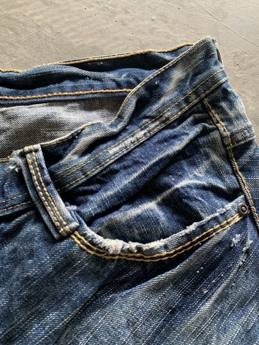 Japanese Brand vintage buckle back jeans sick washed distressed Size US 35 - 7 Thumbnail