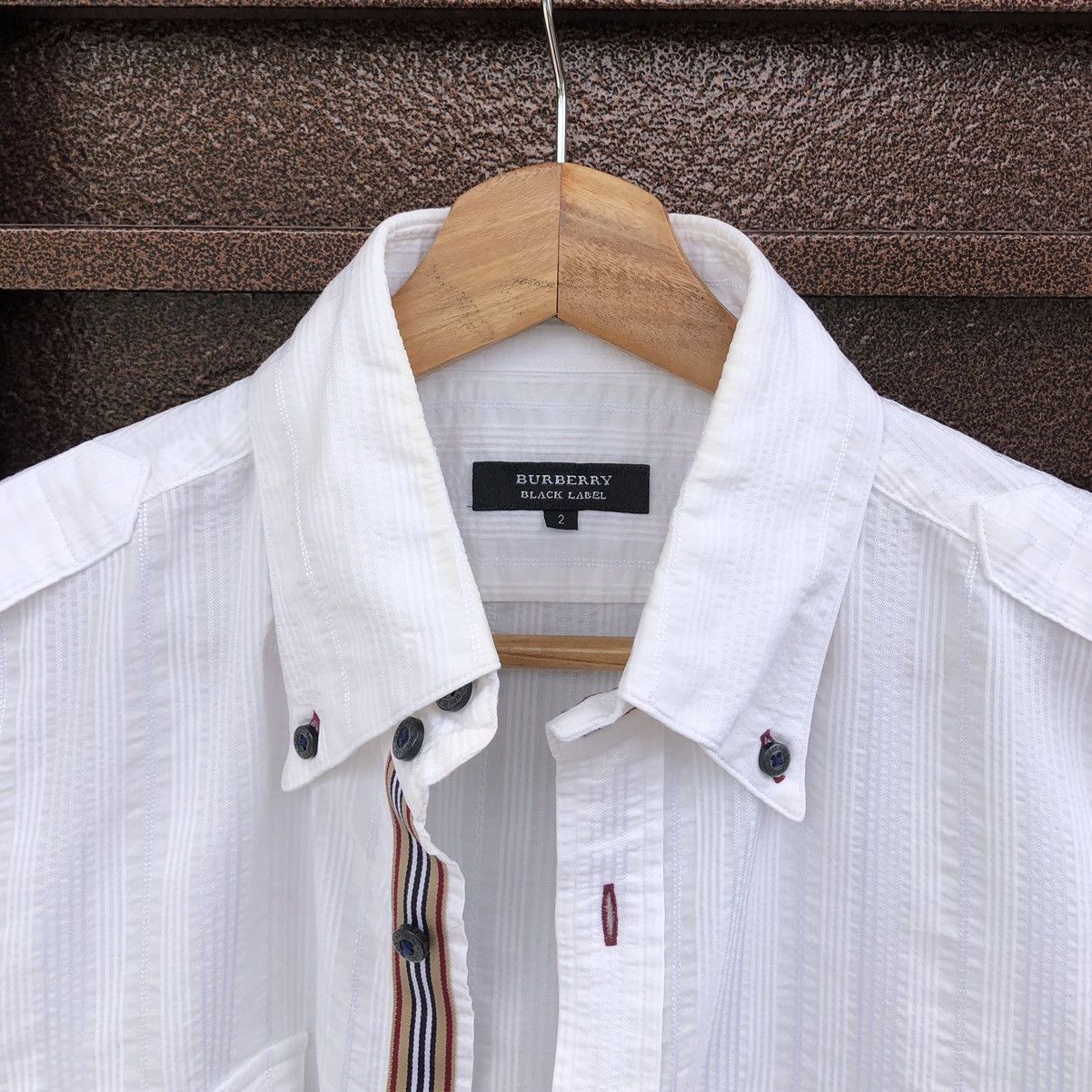 Burberry Burberry Checked Embroidery Logo Stretchable Short Sleeve Size US M / EU 48-50 / 2 - 5 Thumbnail