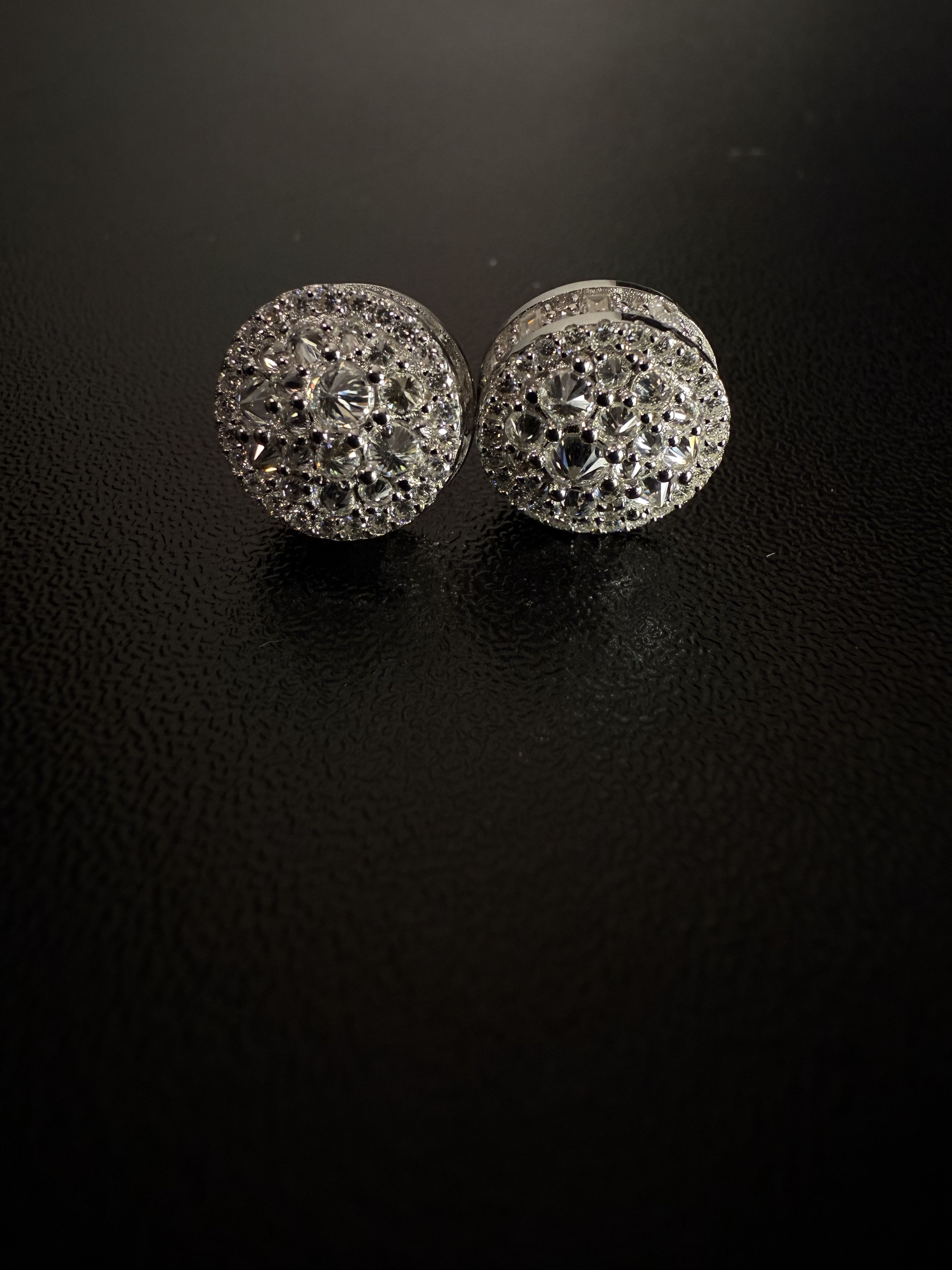 Other Glacier Halo stud moissanite mens 925silver earrings Size ONE SIZE - 1 Thumbnail