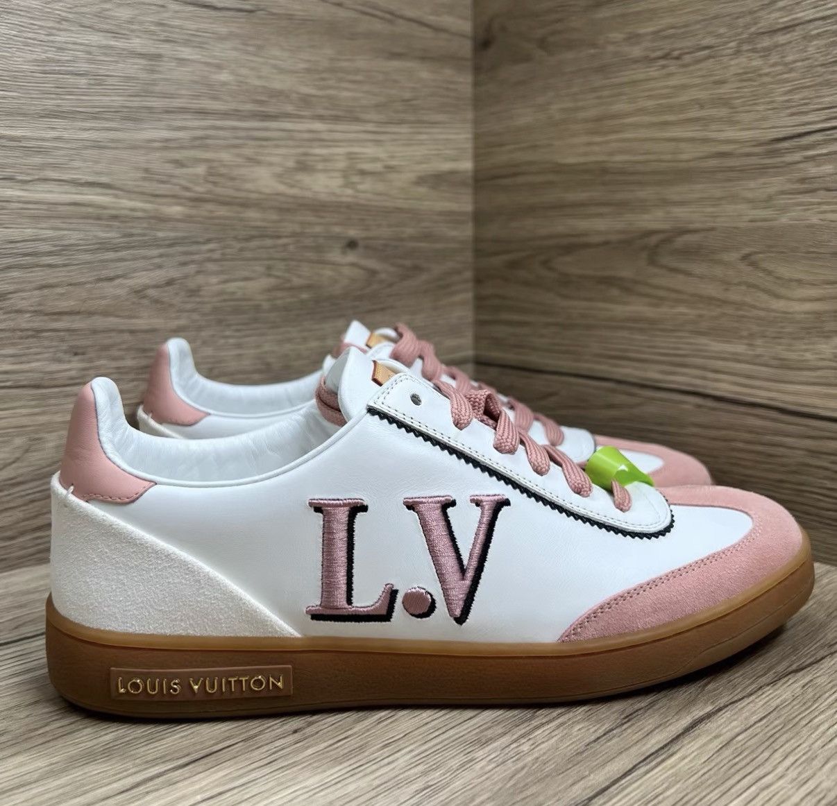 Louis Vuitton Louis Vuitton Frontrow White & Grey Trainer Sneakers J41 Size US 8 / IT 38 - 4 Thumbnail