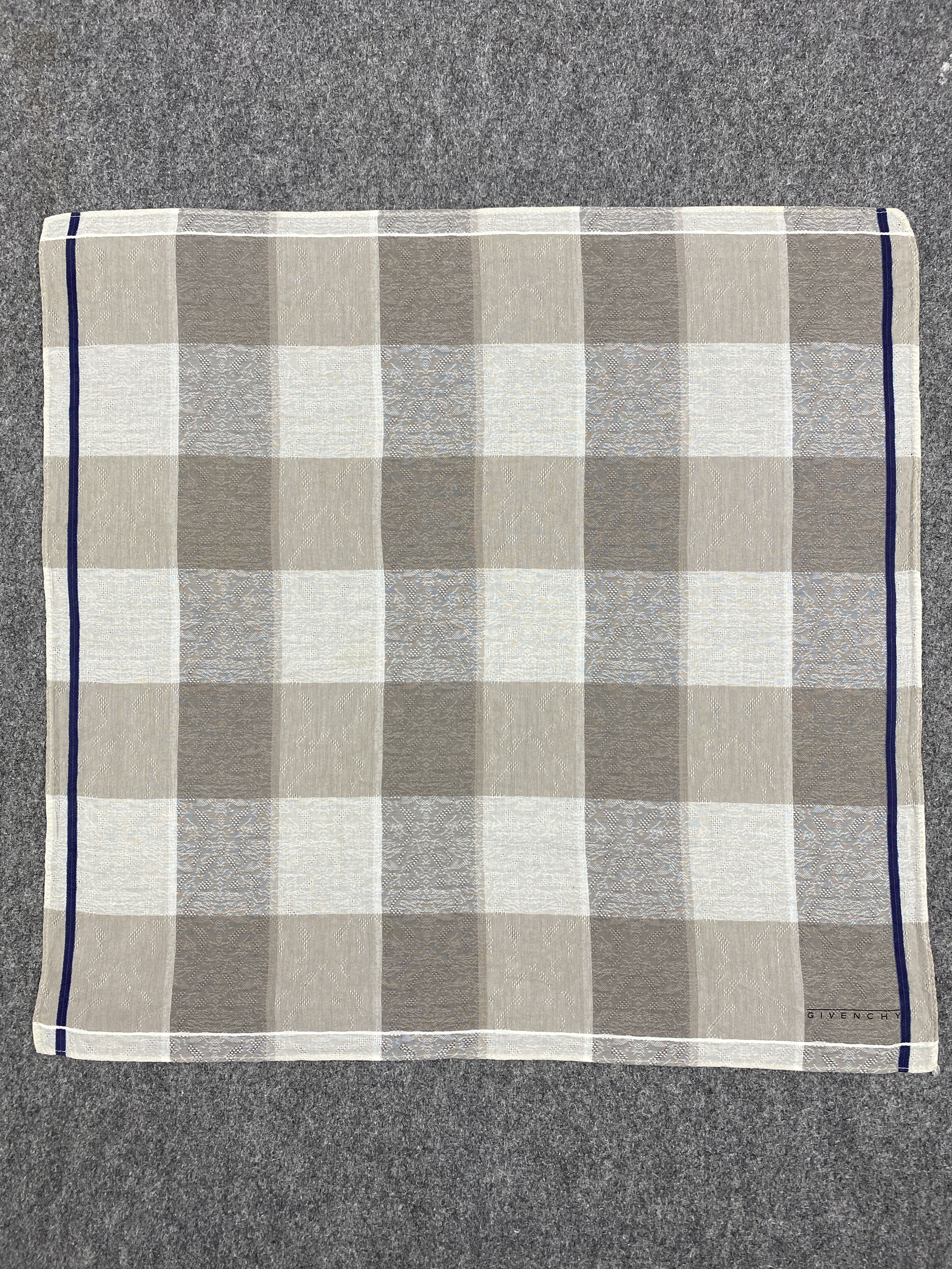 Givenchy Givenchy Bandana / Handkerchief / Neckerchief HKC0392 Size ONE SIZE - 4 Thumbnail