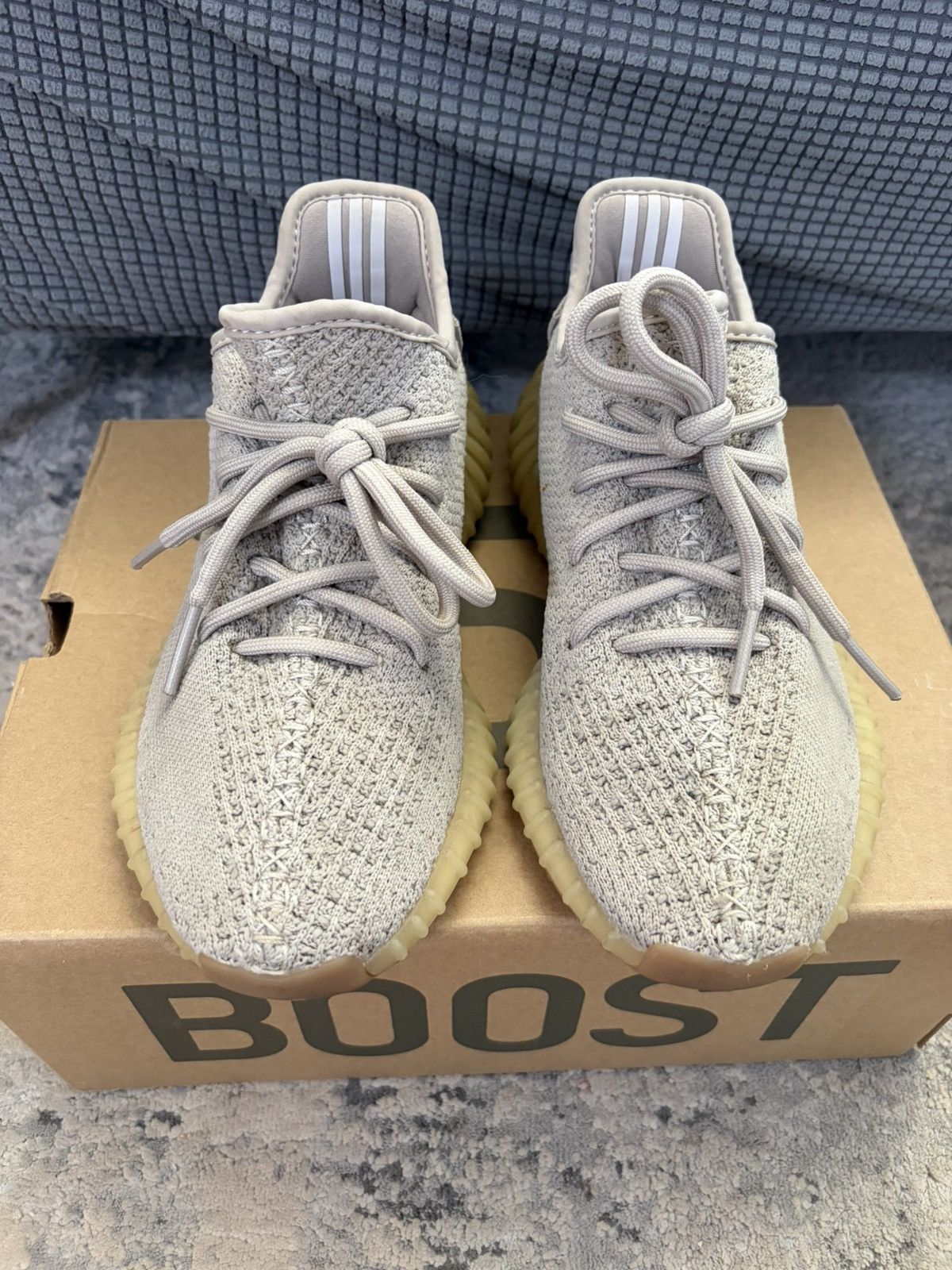 Yeezy Yeezy Boost 350 V2 Sesame 2018 Size US 5.5 / IT 35.5 - 2 Thumbnail
