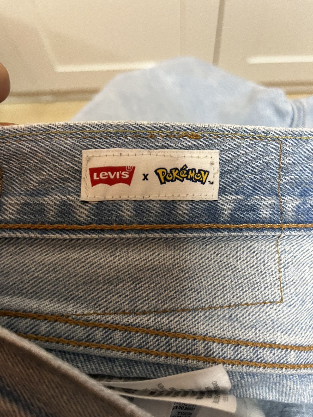 Levi's Levi‘s x Pokémon Denim Jeans Size US 34 / EU 50 - 11 Thumbnail