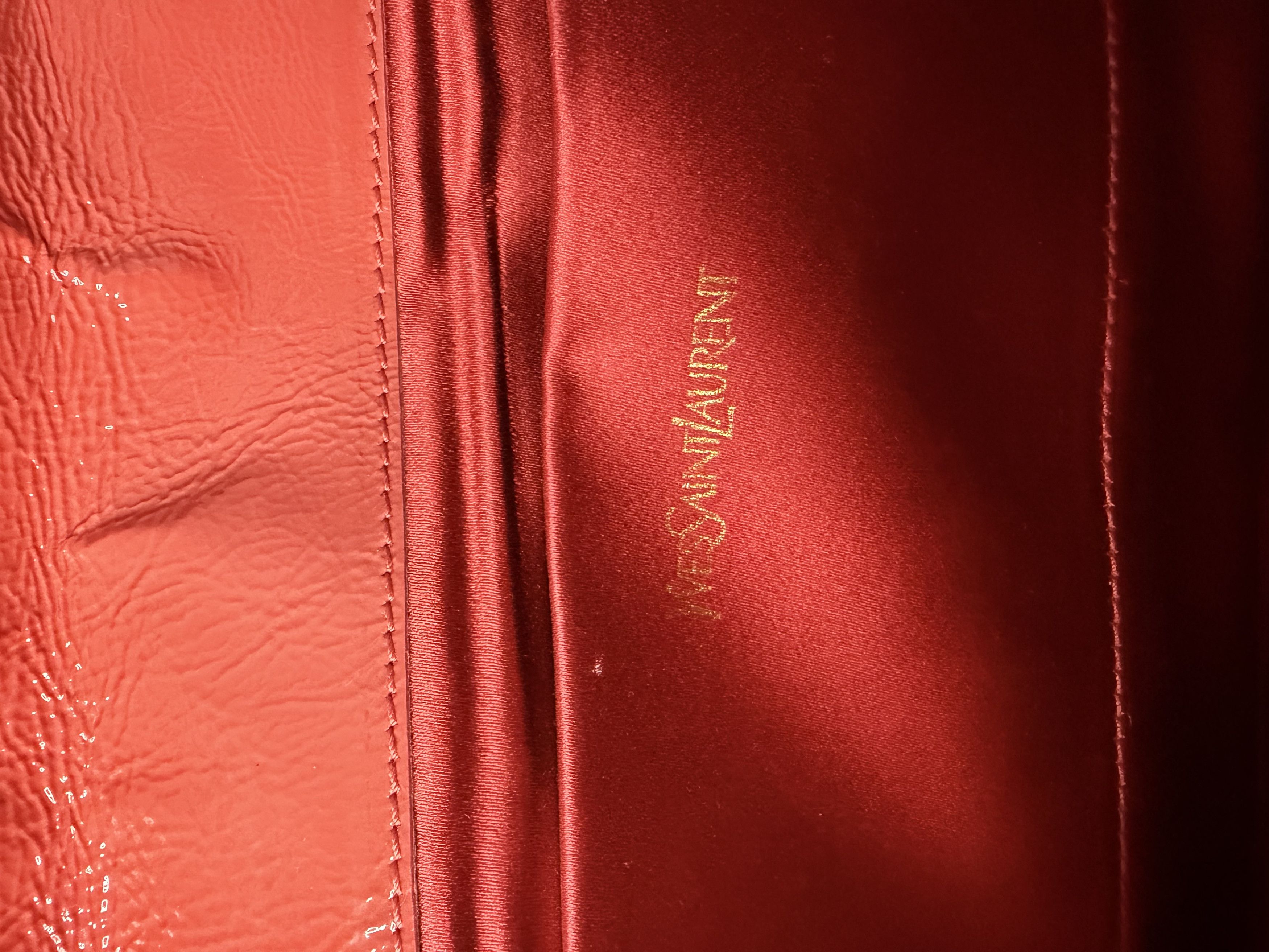 Yves Saint Laurent YVES SAINT LAURENT Dark Patent Leather Belle De Jour Clutch Size ONE SIZE - 6 Thumbnail