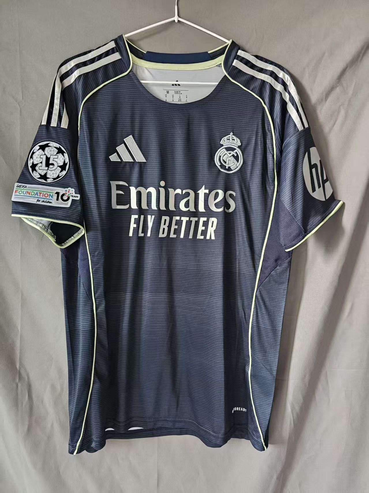 Other 2025 26 Real Madrid #10 Kylian Mbappé Jersey Away Size US M / EU 48-50 / 2 - 2 Thumbnail