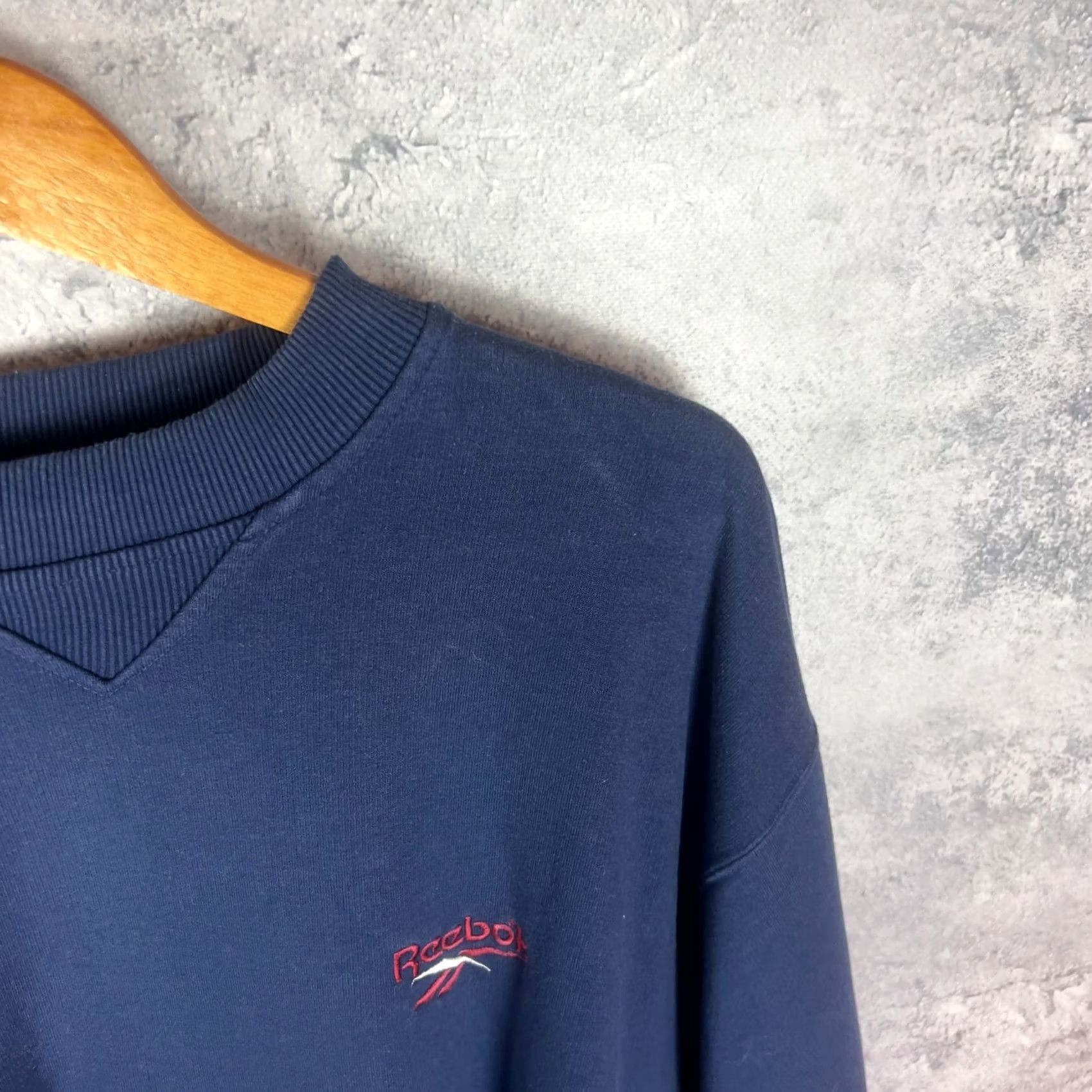 Reebok VINTAGE Reebok Sweatshirt Navy Blue Pullover Embroidered Logo M Men’s Retro Size US M / EU 48-50 / 2 - 6 Thumbnail