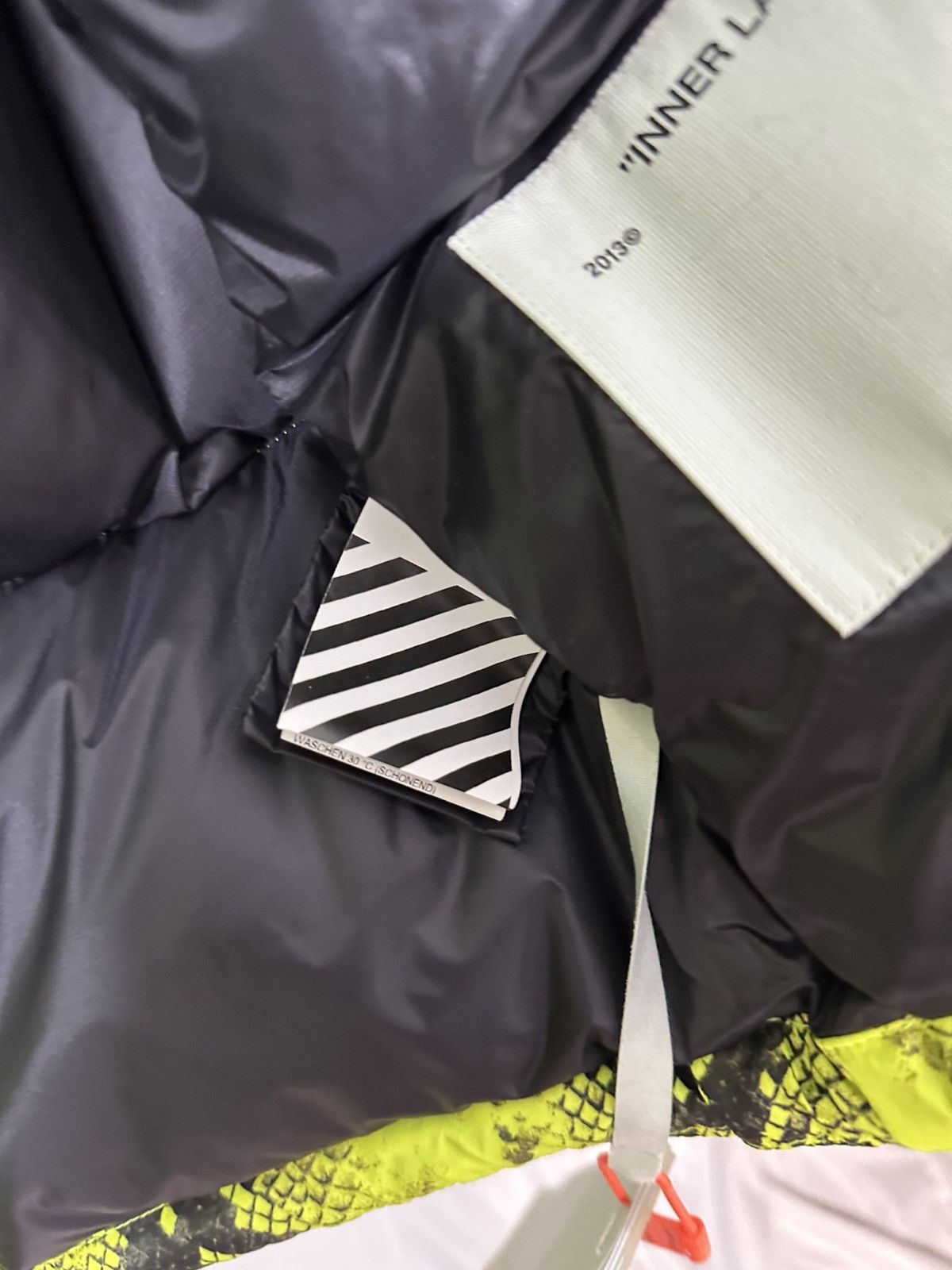 Off-White Off white snakeskin jacket Size US XS / EU 42 / 0 - 17 Thumbnail
