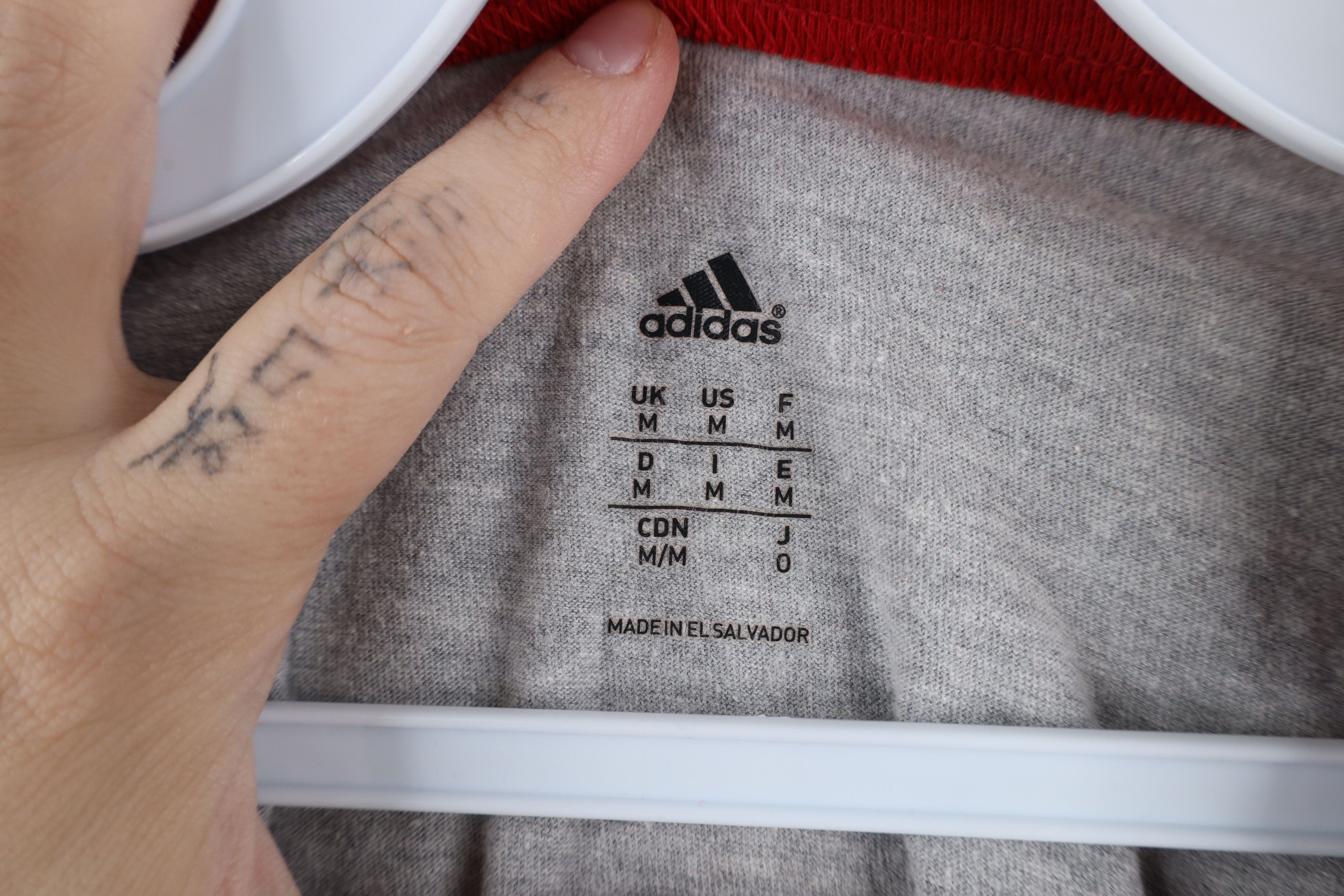 Adidas × Vintage Vintage Y2K Adidas 3/4 Sleeve Baseball Raglan T-Shirt Size US M / EU 48-50 / 2 - 4 Thumbnail