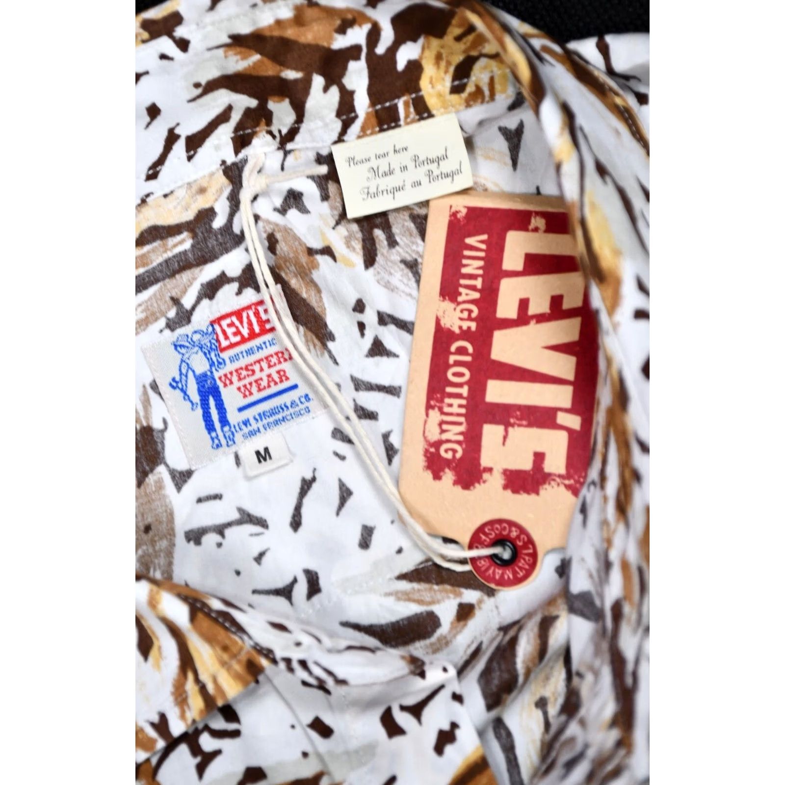 Levi's Levi's LVC Western Shirt Printed Flower M Adult Medium Multicolor Casual Long Sleeve Snap Front Button-Up Size US M / EU 48-50 / 2 - 5 Thumbnail