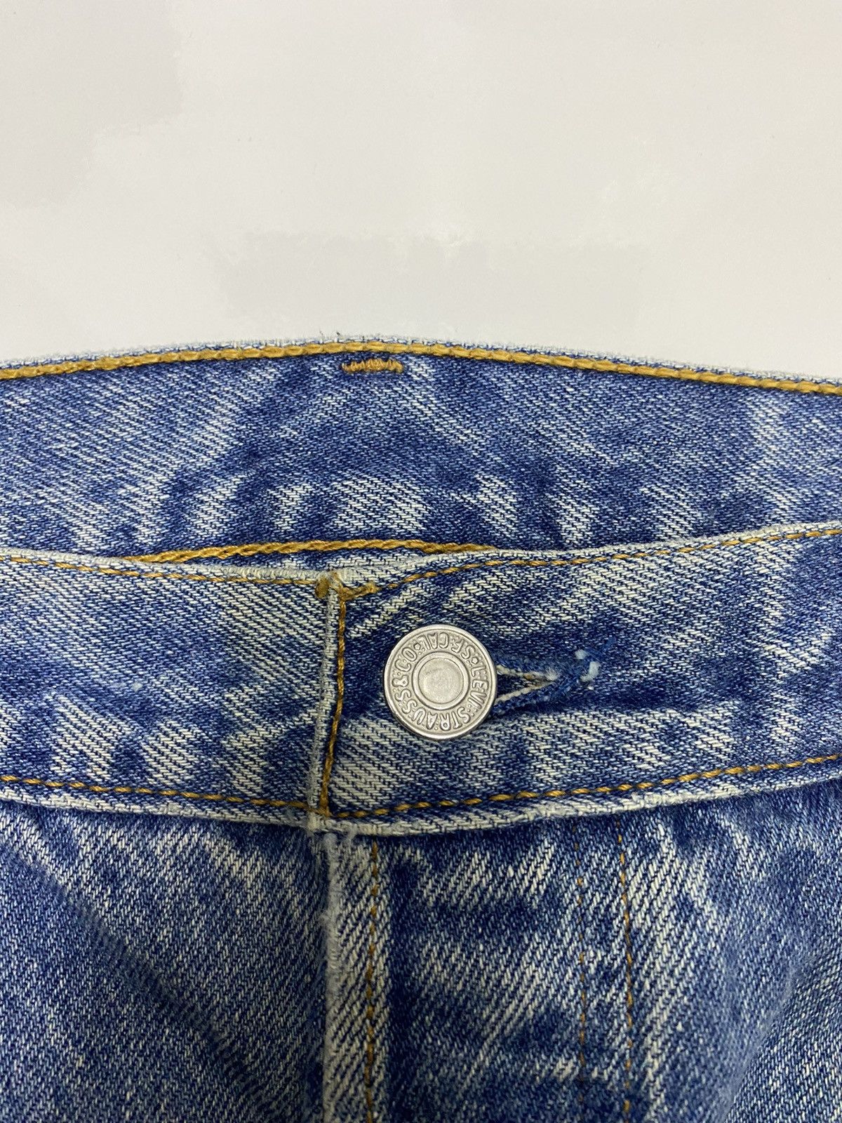 Levi's 🔥VINTAGE LEVIS 501xx BAGGY CROP DISTRESSED DENIM JEANS Size US 35 - 11 Thumbnail