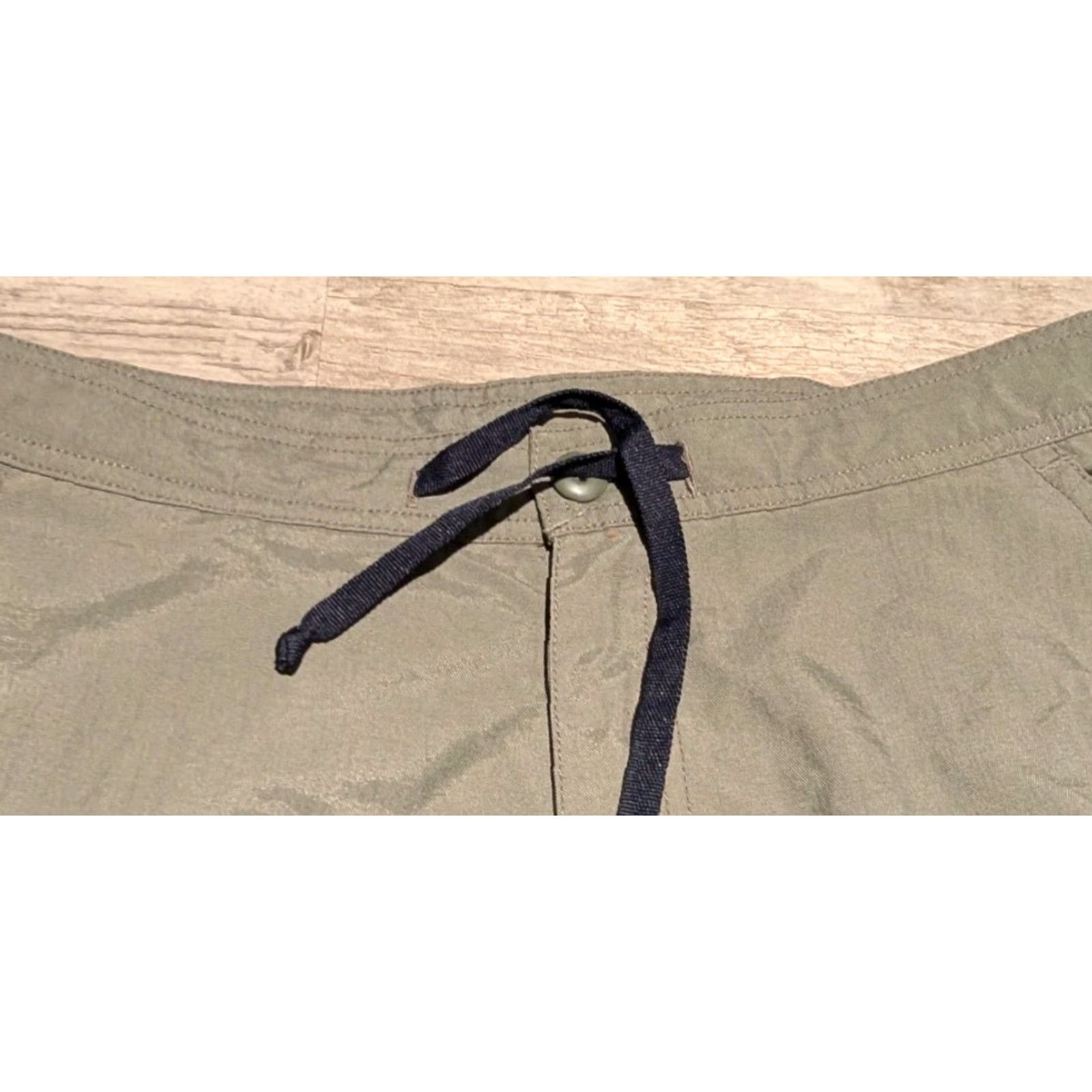 Nautica VINTAGE Nautica Sport Tech NST Cargo Pants Gray Red Nylon Jogger Adult M Medium 34in Inseam 31in 90s Y2K Mens Size US 31 - 6 Thumbnail