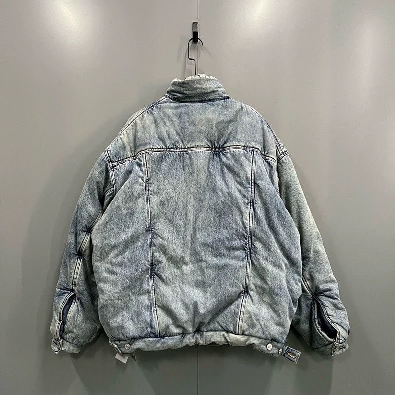 Balenciaga Balenciaga Blue wash effect denim jacket Size US S / EU 44-46 / 1 - 2 Thumbnail
