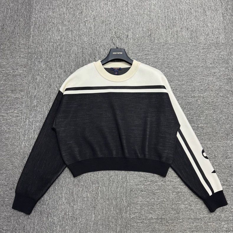 Louis Vuitton Louis Vuitton Black and white presbyopic short sweatshirt 2 Size US L / EU 52-54 / 3 - 2 Thumbnail
