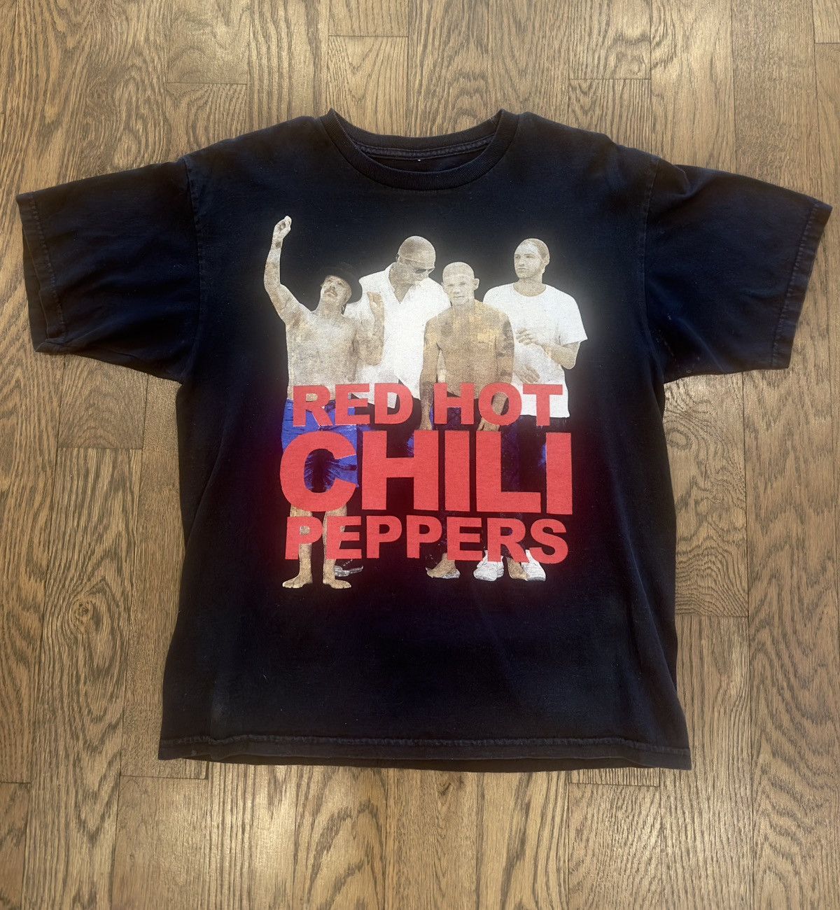 Band Tees × Streetwear × Vintage Red Hot Chili Peppers US Tour