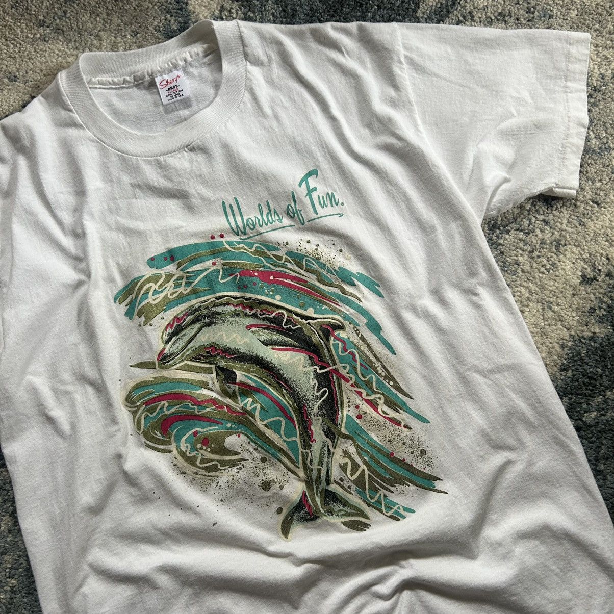 Vintage 90s WORLDS OF FUN K.C. U.S.A. MEMPHiS DESiGN NEON DOLPHiN Size US XL / EU 56 / 4 - 2 Thumbnail