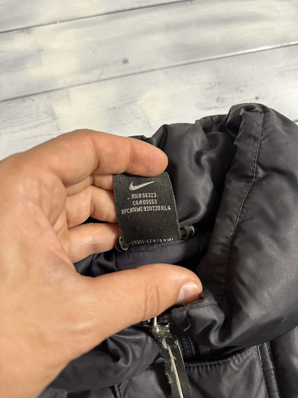 Nike Rare Vintage Nike Down Puffer Jacket Y2K Small Logo. Size US L / EU 52-54 / 3 - 11 Thumbnail