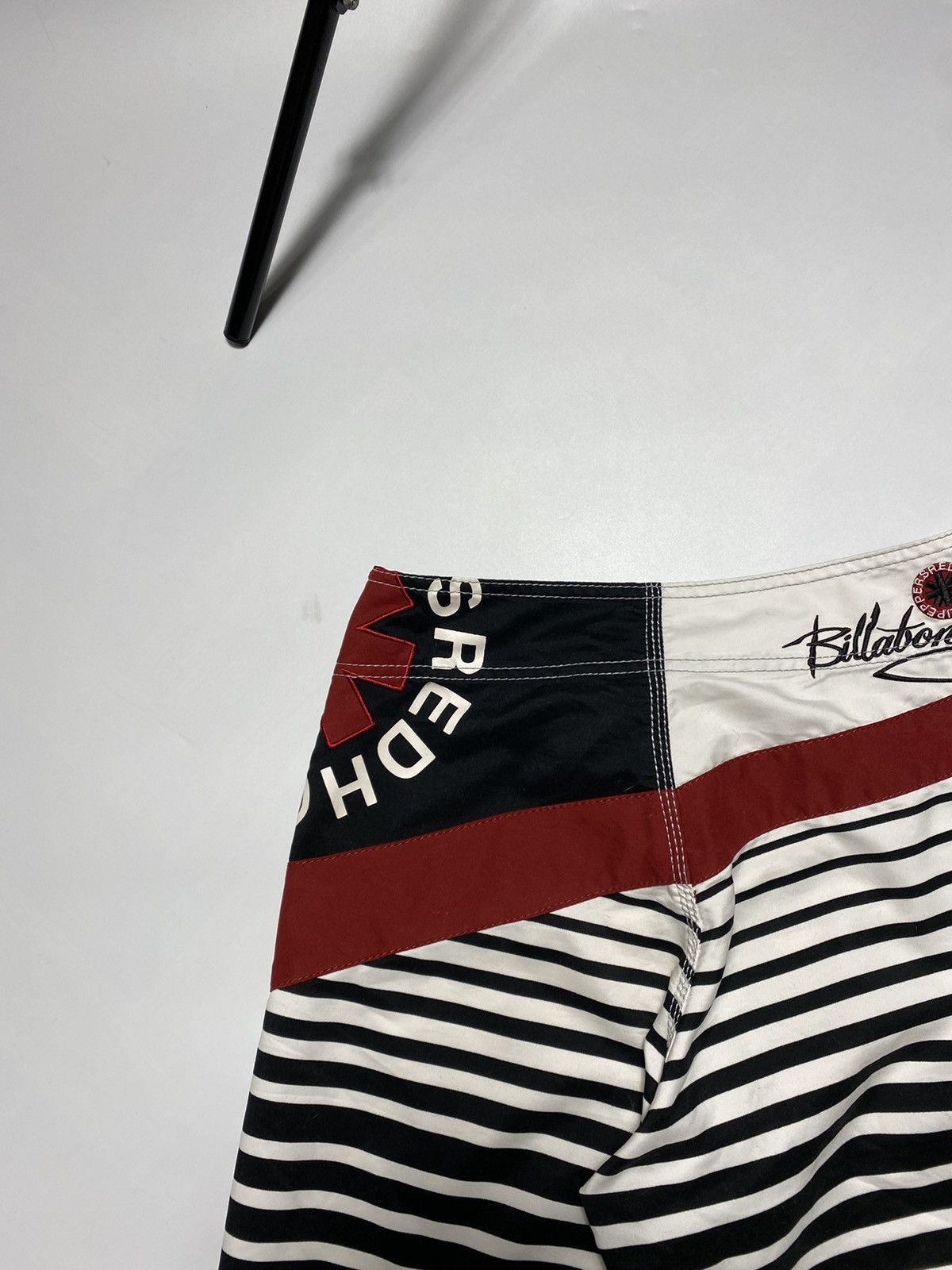Billabong Limited Edition Red Hot Chili Peppers X Billabong Shorts Size US 28 / EU 44 - 12 Thumbnail