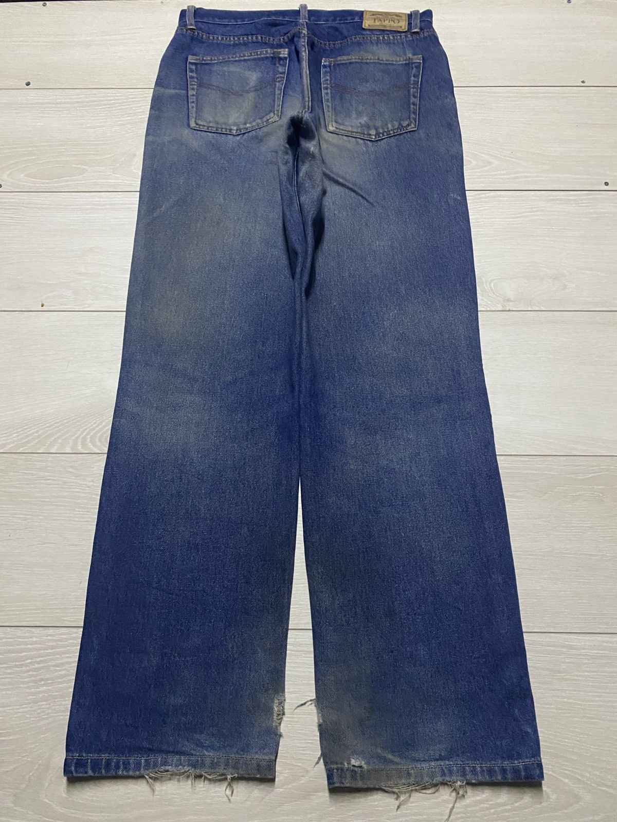 Japanese Brand Vintage Japanese Brand Tappo Mud wash Distressed Loose Jeans Size US 32 / EU 48 - 2 Thumbnail