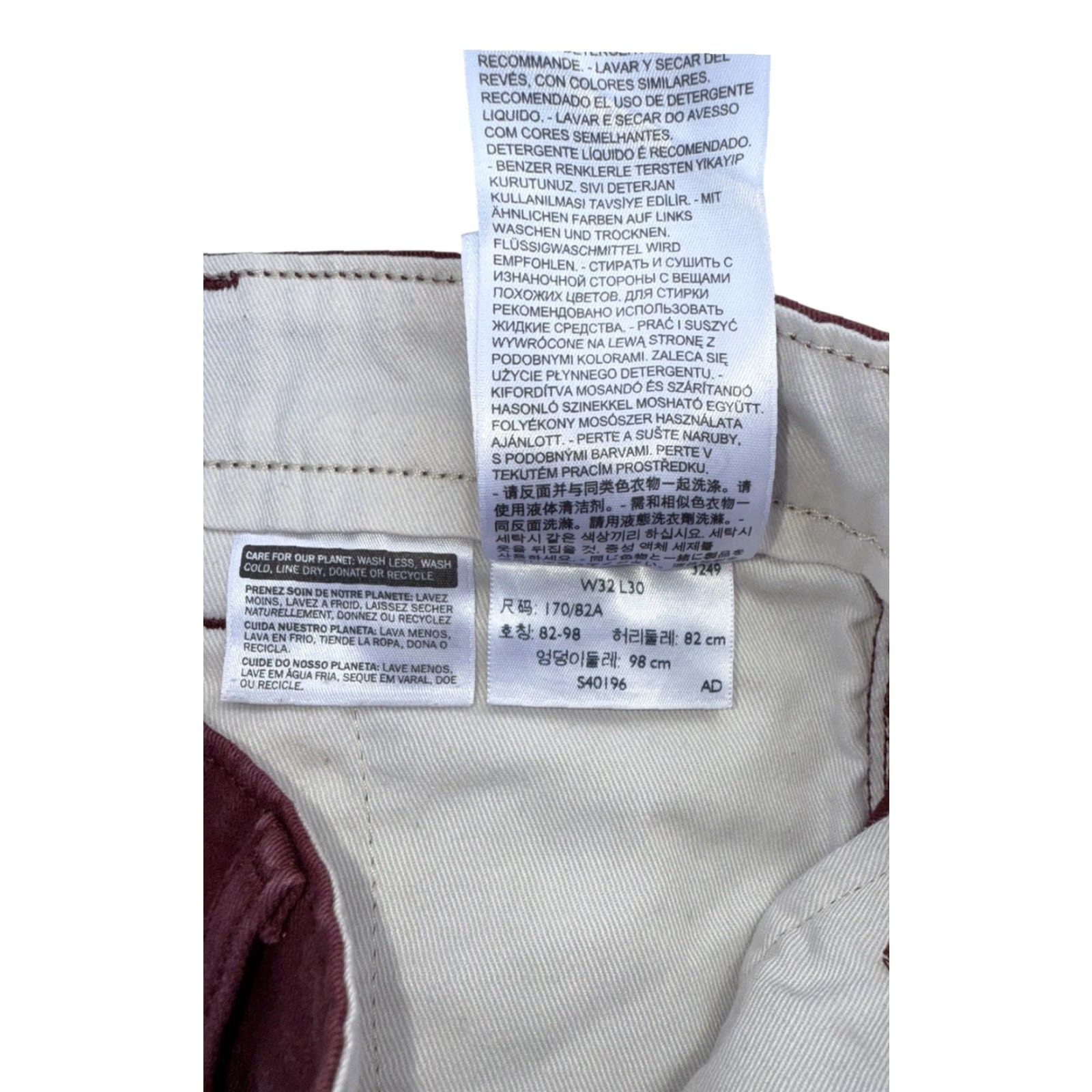 Levi's VINTAGE Levi's Chino Pants Cuffed Joggers Burgundy Maroon Red 32x30 Men Regular Size 32 Inseam 30in 30in Size US 32 / EU 48 - 8 Thumbnail