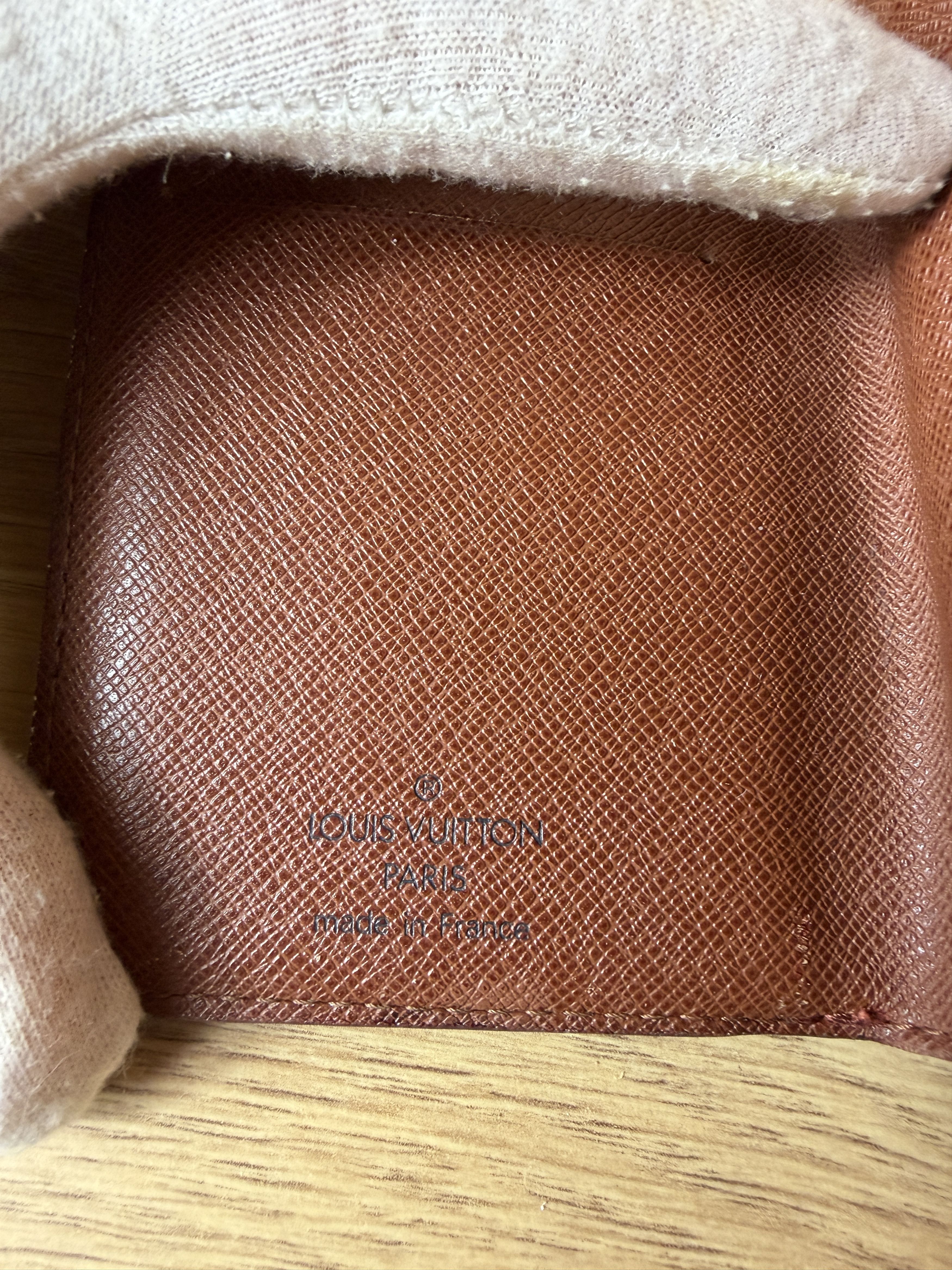 Louis Vuitton vintage louis vuitton wallet monogram Size ONE SIZE - 4 Thumbnail