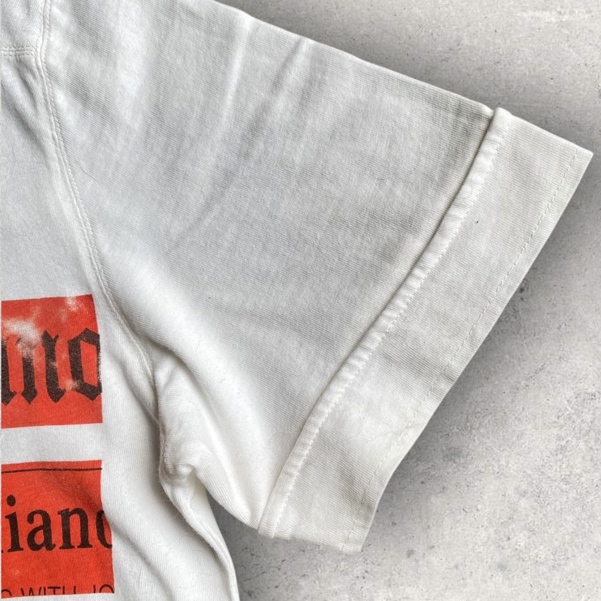 John Galliano Newspaper Gazette Color Block Tee Size US S / EU 44-46 / 1 - 3 Thumbnail