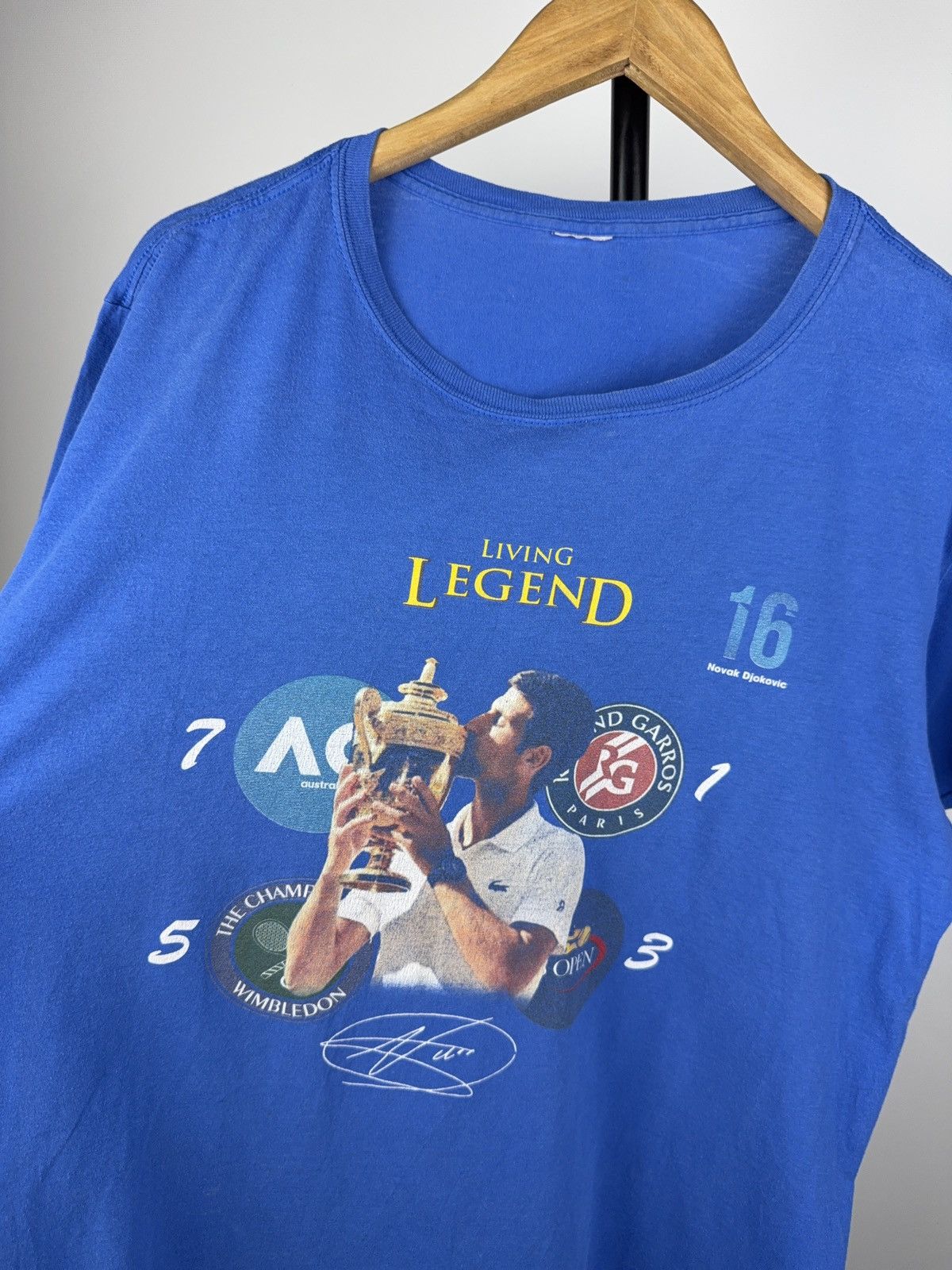 Other × Vintage 00s Novak Djokovic Living Legend Tennis Graphic Tee Size US L / EU 52-54 / 3 - 5 Thumbnail