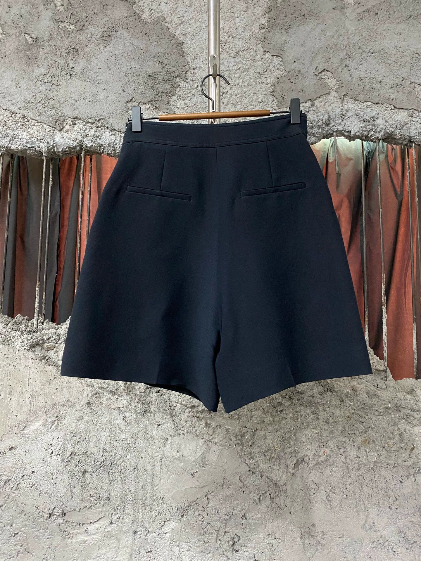 Dior Dior new 36 shorts Size 26" / US 2 / IT 38 - 2 Thumbnail