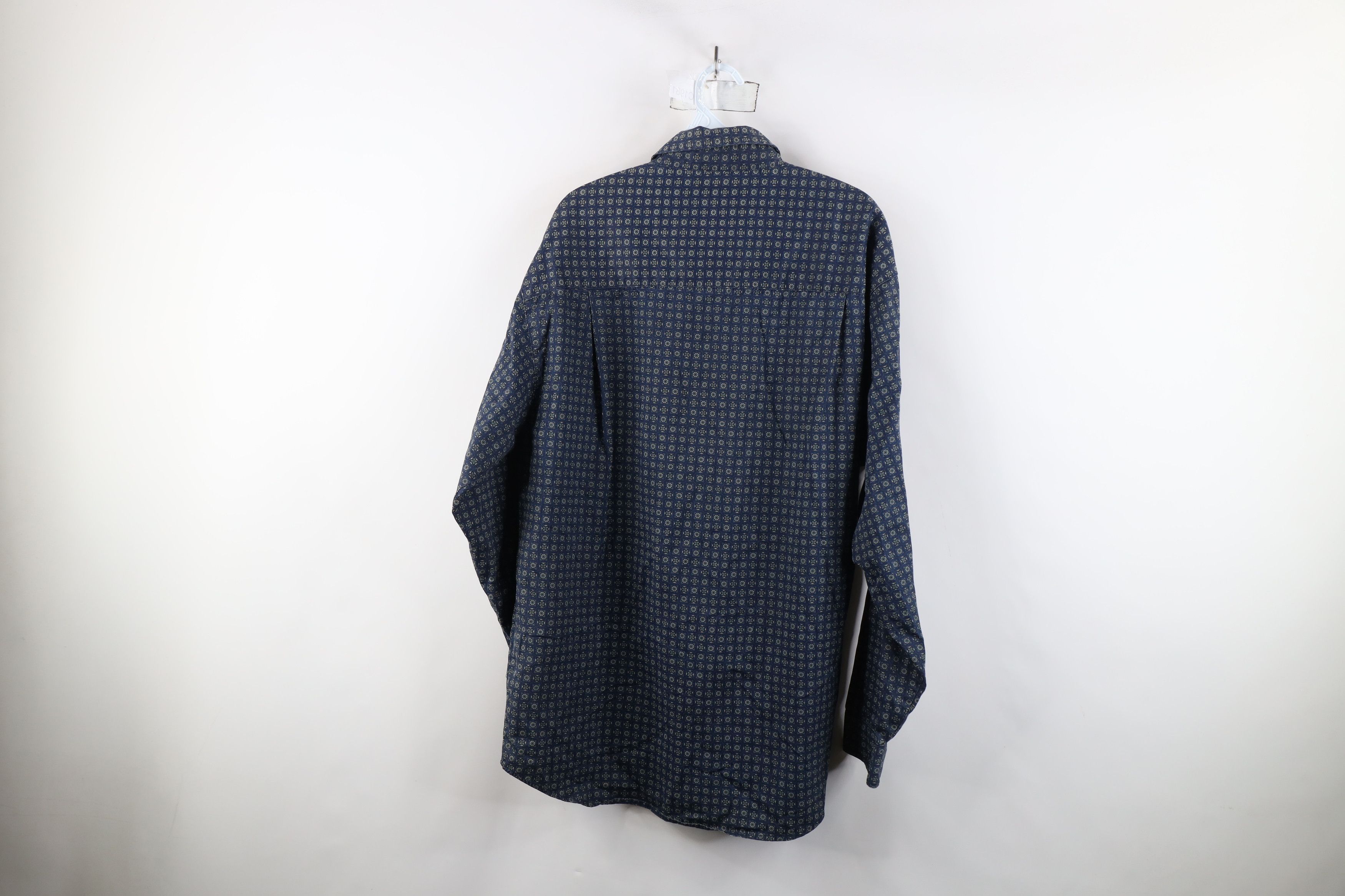Vintage Vintage 90s Streetwear Geometric Collared Button Down Shirt Size US L / EU 52-54 / 3 - 11 Thumbnail