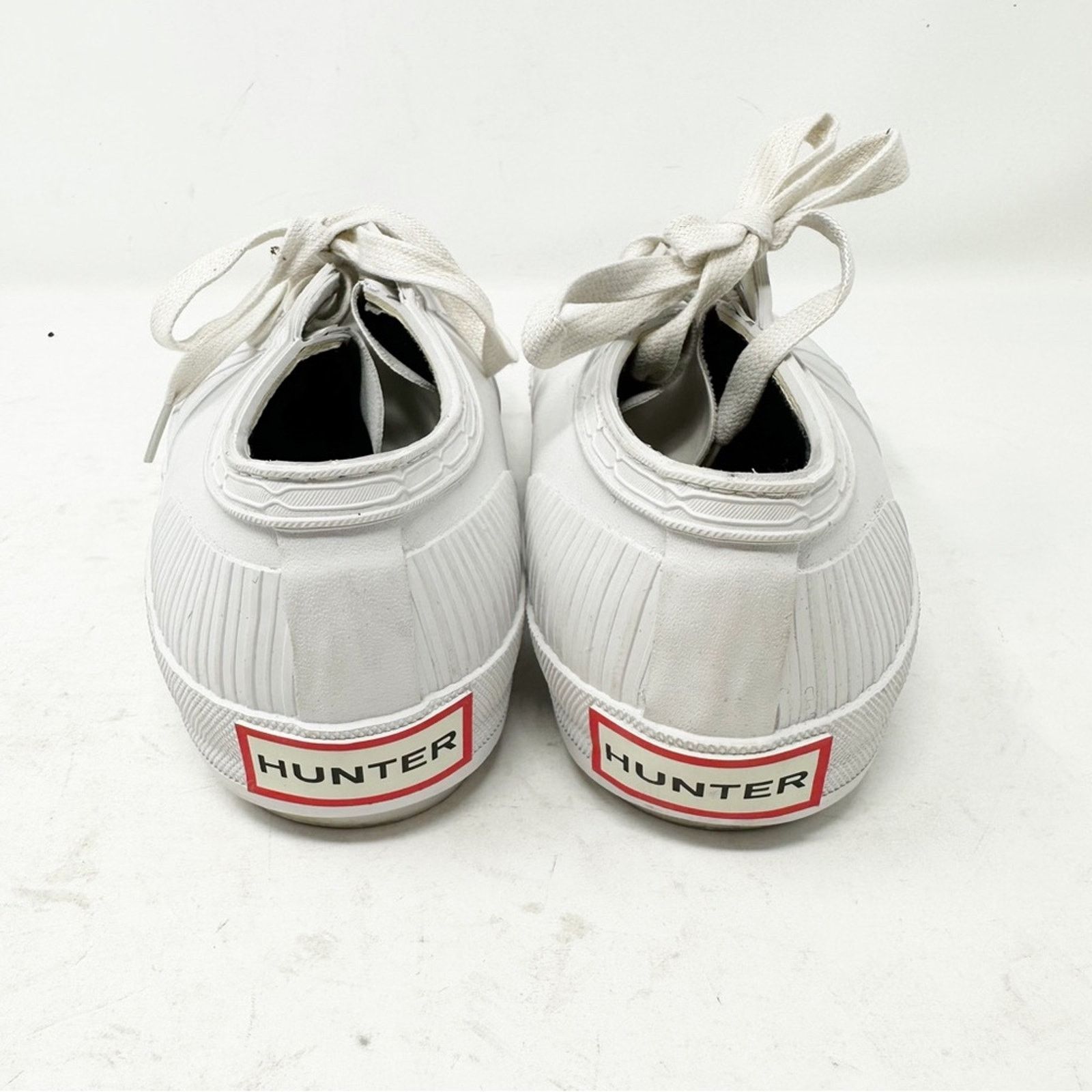 Hunter HUNTER Low Top Classic White Rubber Sneakers in Size 5 Size US 5 / IT 35 - 7 Thumbnail