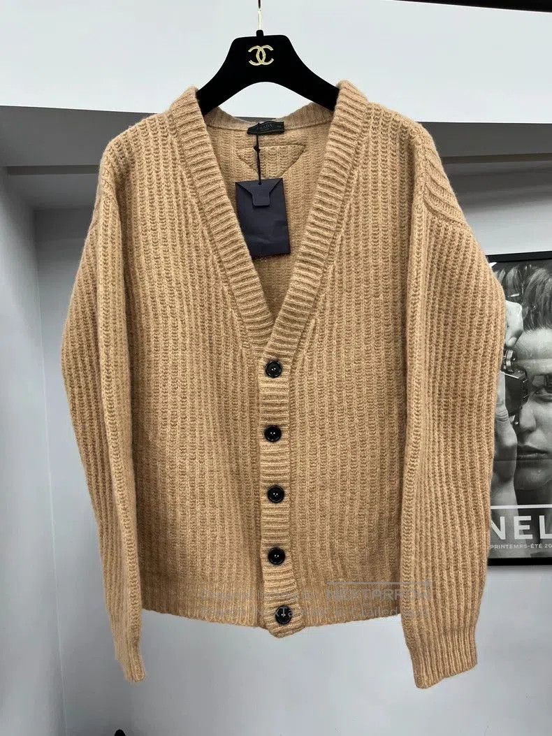 Prada Prada Camel Wool Knit Cardigan. Size US M / EU 48-50 / 2 - 1 Thumbnail