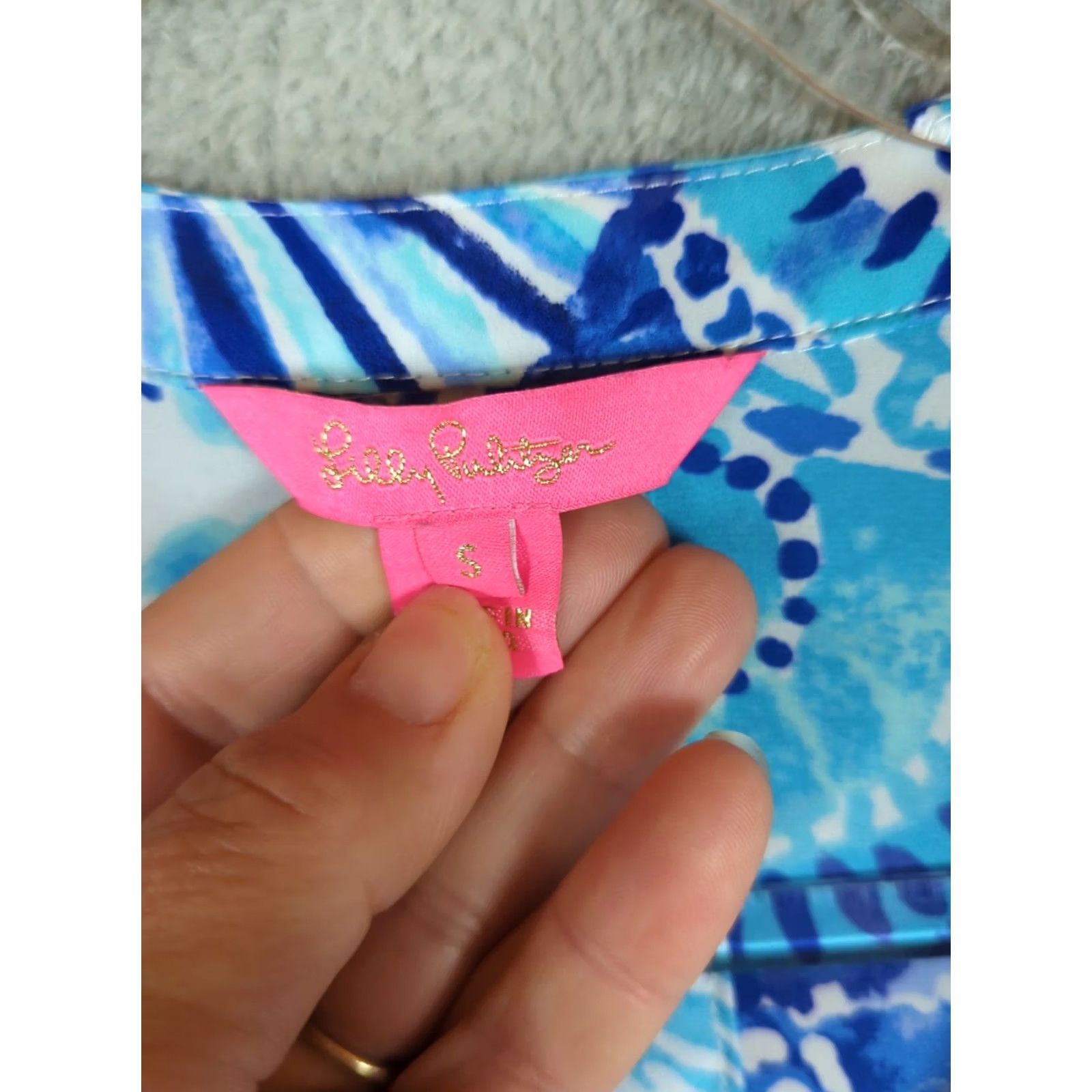 Lilly Pulitzer Lilly Pulitzer Cover Up Women Size S Blue Sea Shell Pattern Lightweight Beach Cruise Resort Size ONE SIZE - 3 Thumbnail