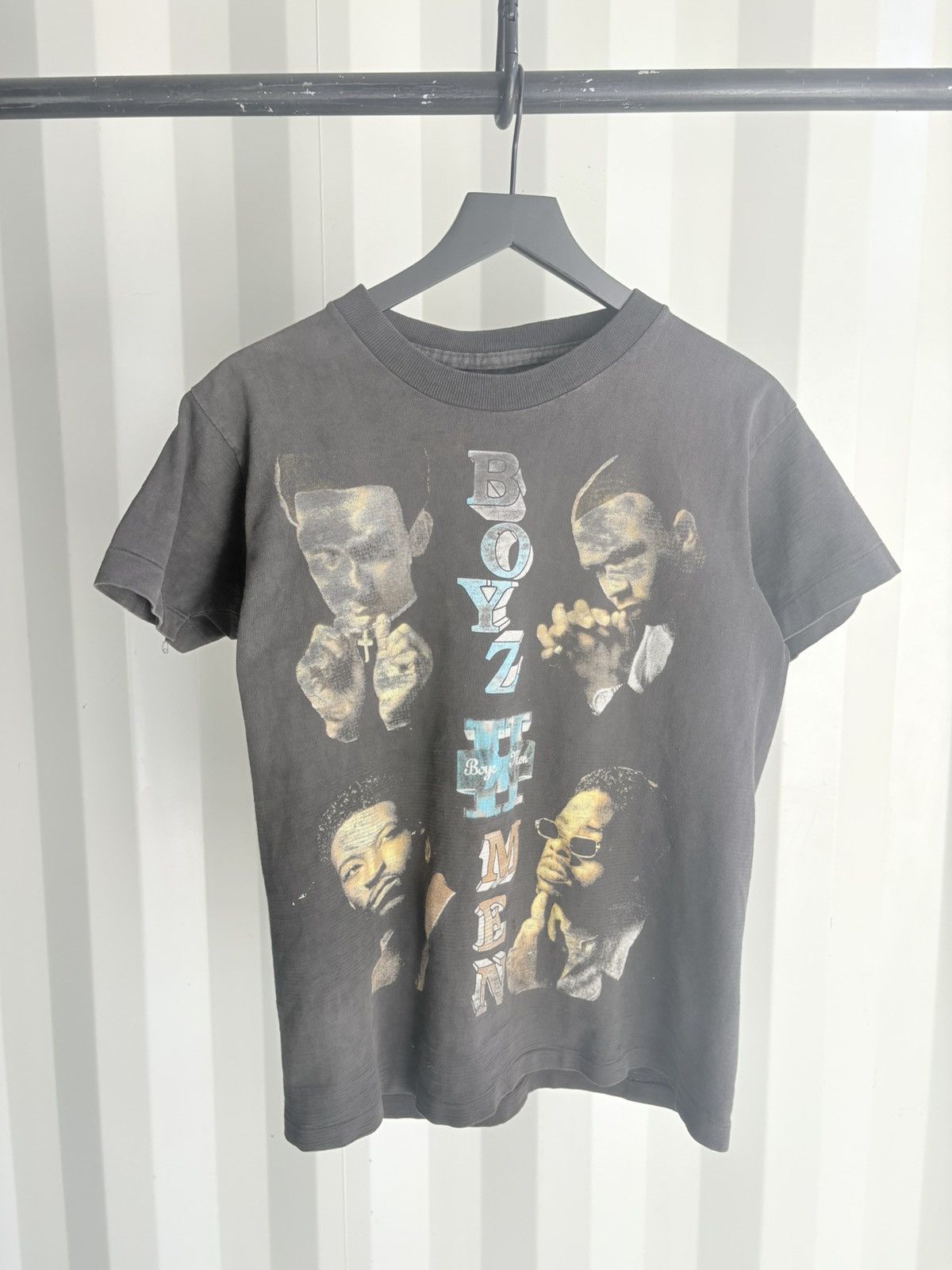 Vintage Vintage Boys 2 Men Shirt Faded Distressed GRUNGE Band Rap Size US M / EU 48-50 / 2 - 1 Thumbnail