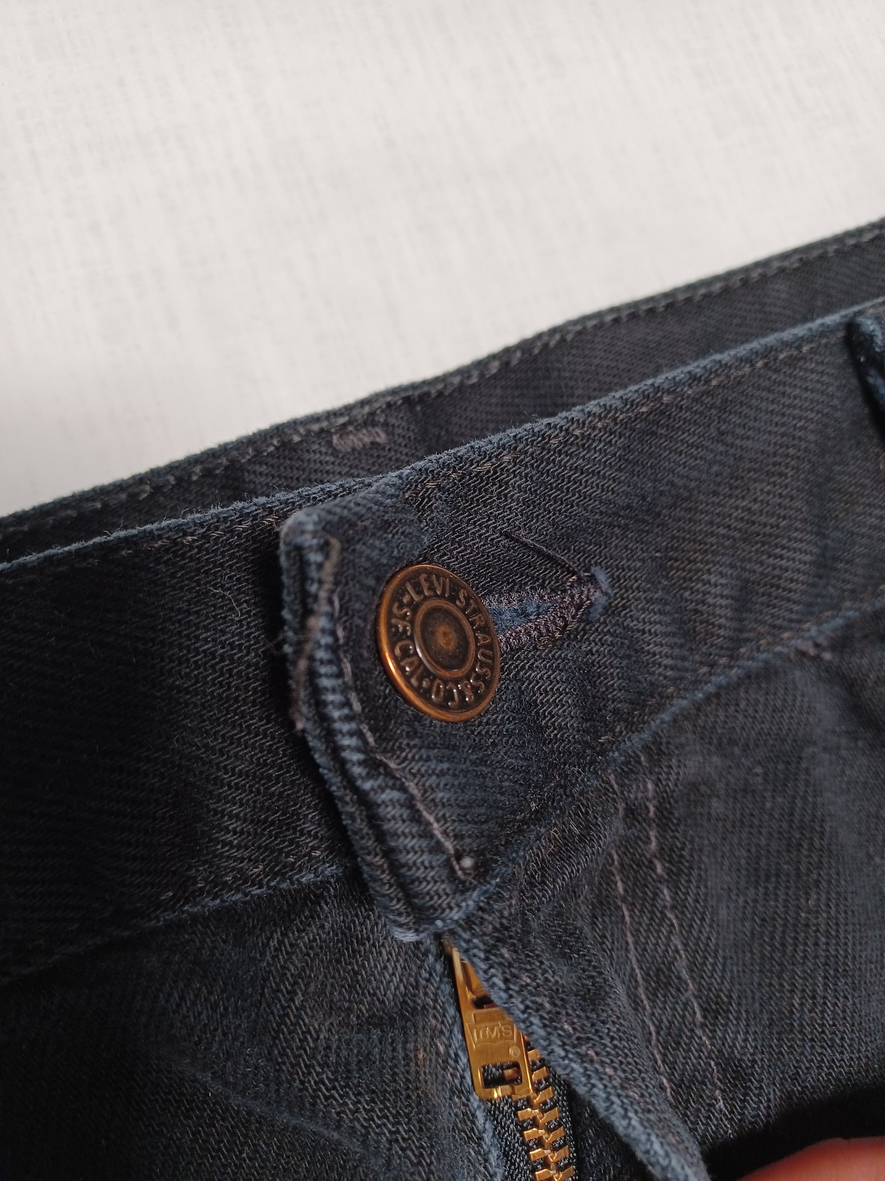 Levi's Vintage Clothing 521 LEVIS 90s VINTAGE BLACK HEAVY COTTON W36 L32 JEANS Size US 36 / EU 52 - 4 Thumbnail